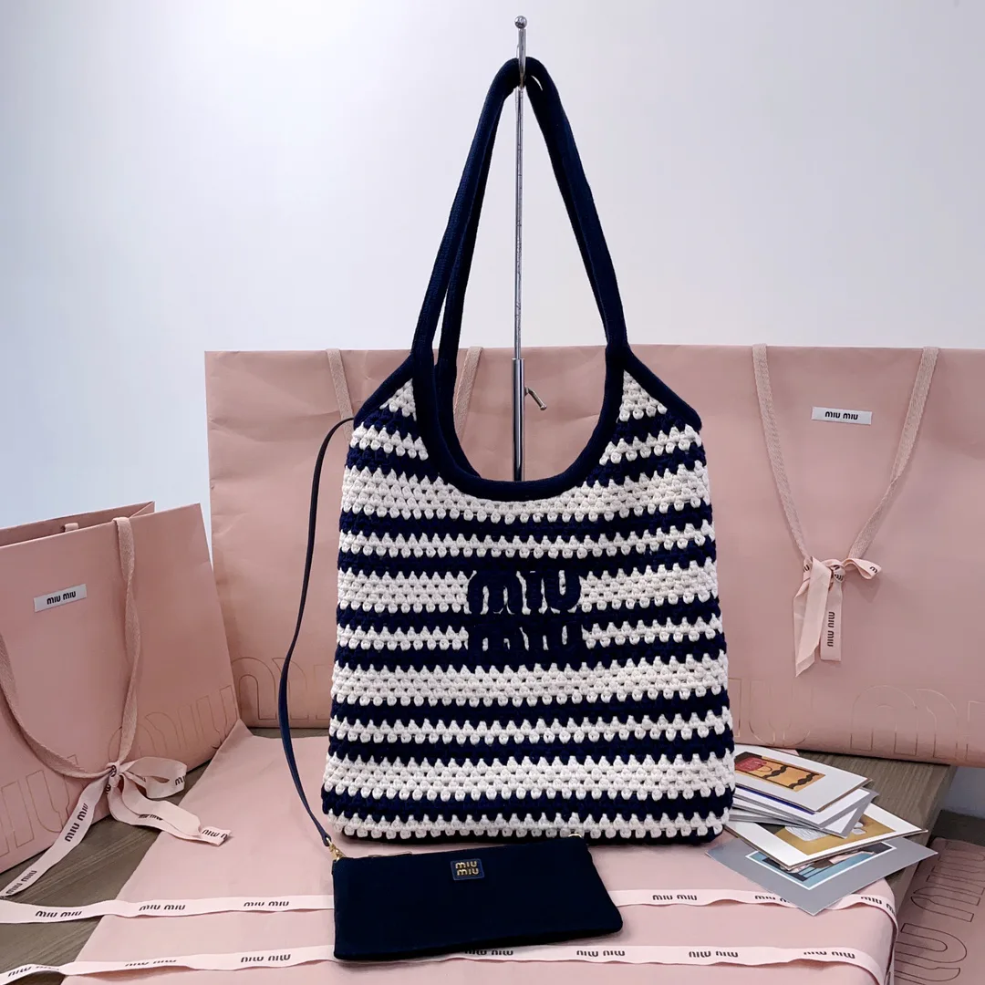 Классические Сумки Женские Miu Miu 445184