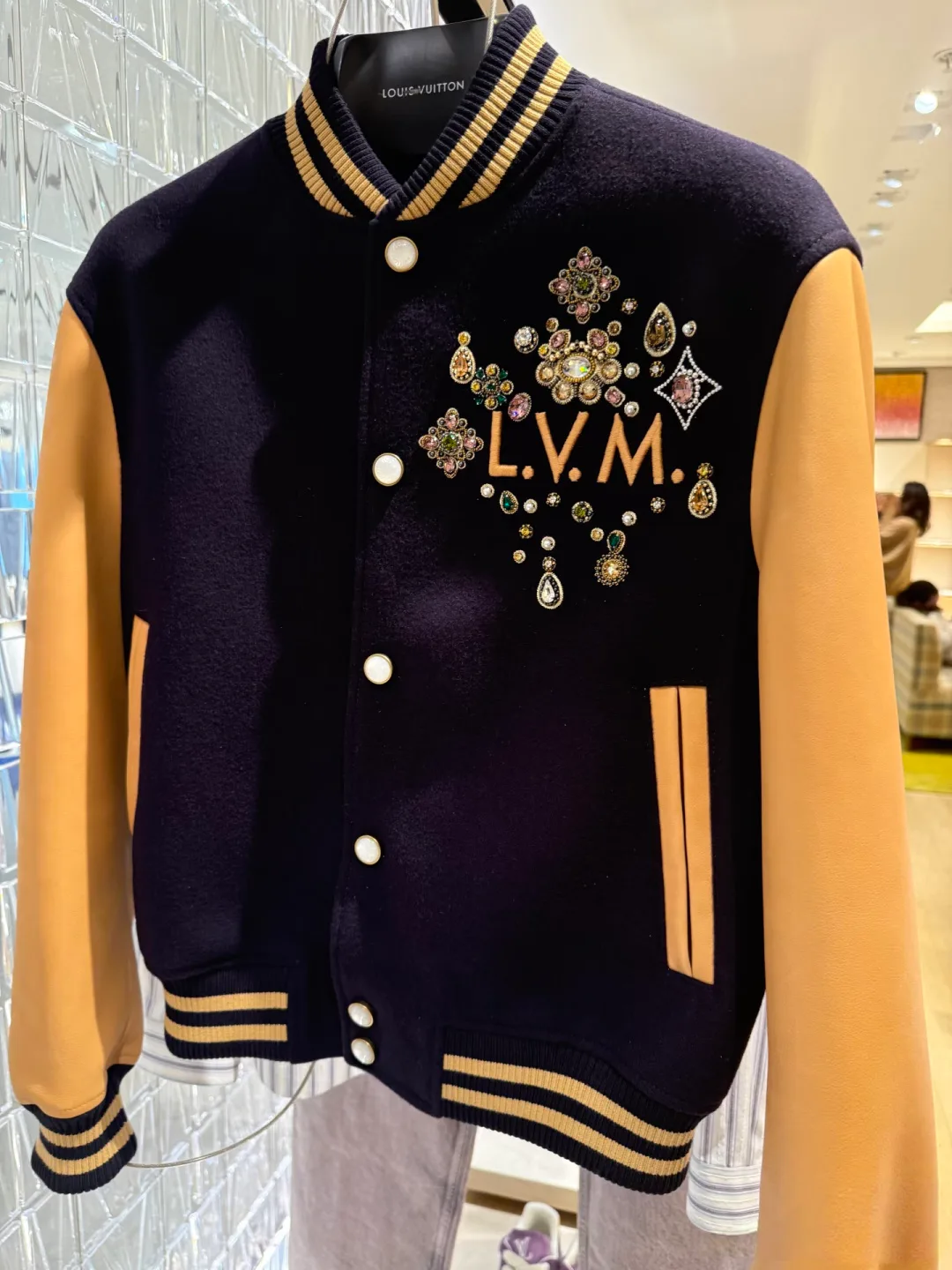 Куртки И Пуховики Мужские Louis Vuitton 11399333