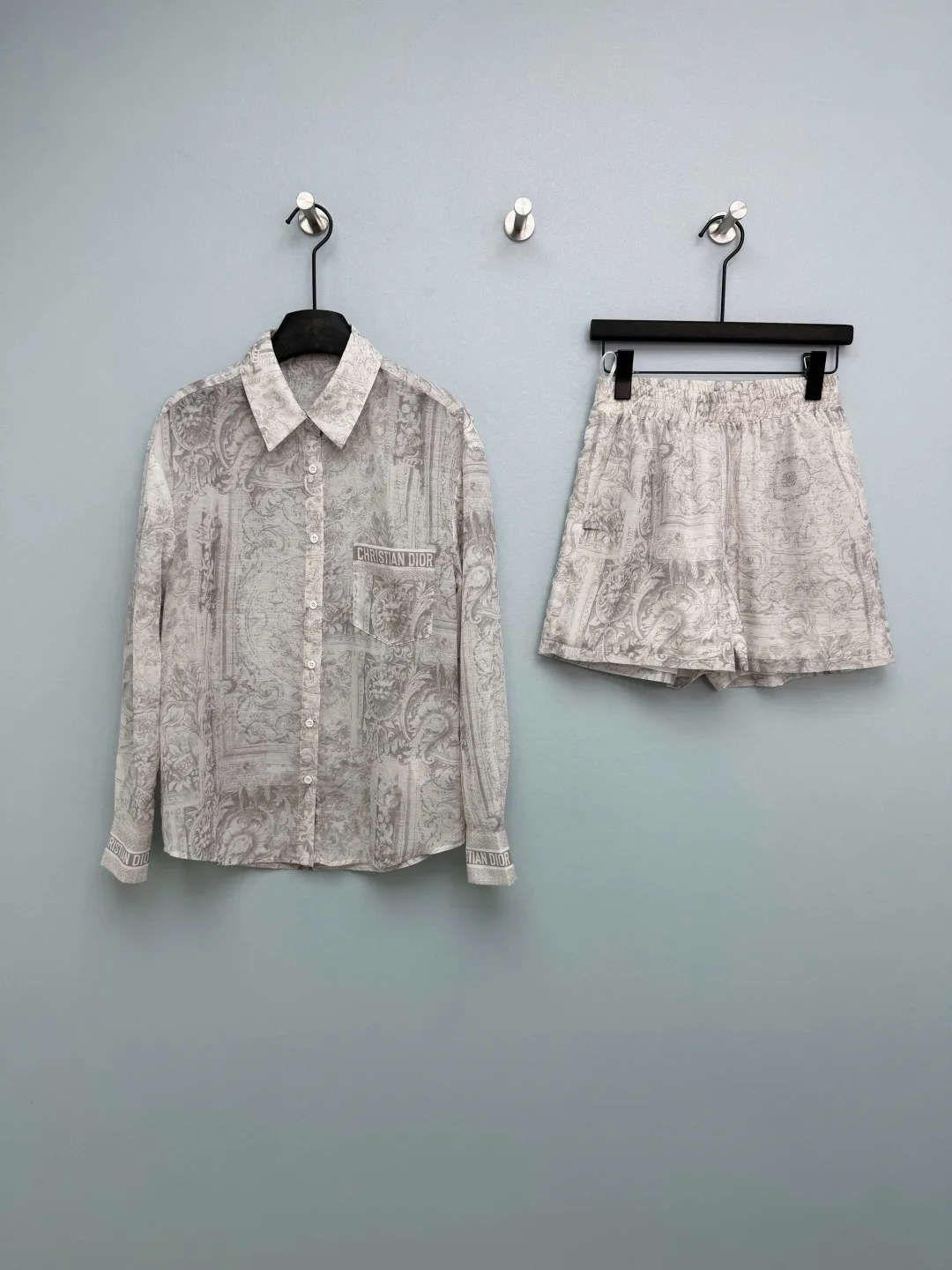 Костюмы Мужские Christian Dior 11869852