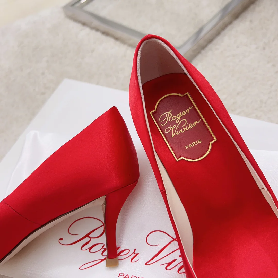 Туфли Женские Roger Vivier 19301452