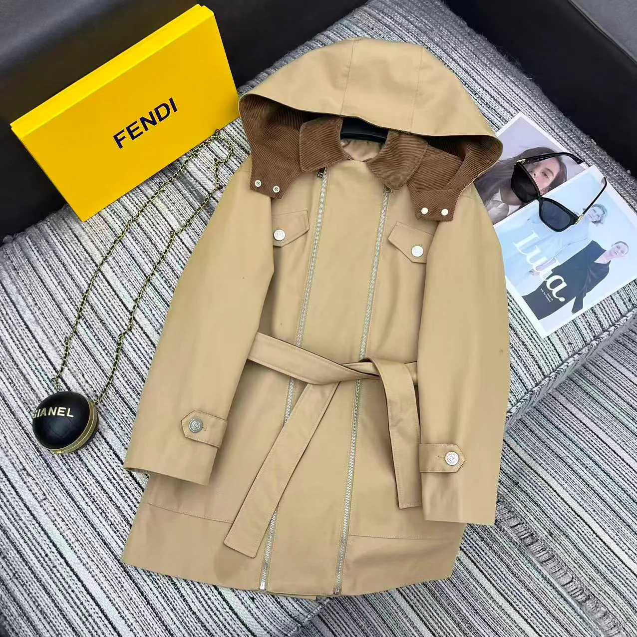 Тренчи Женские Fendi 818953