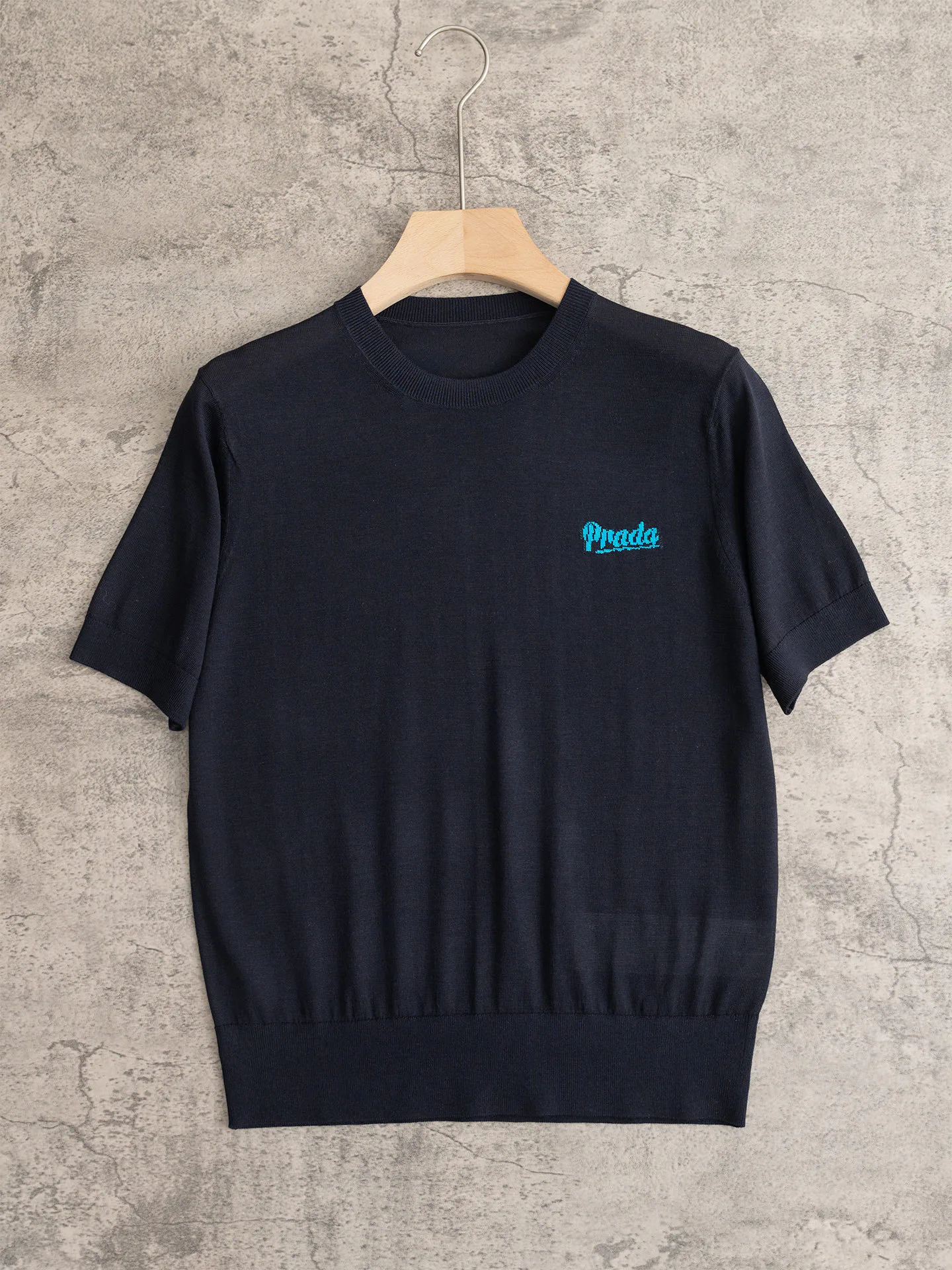 Футболки Женские Prada 11782982