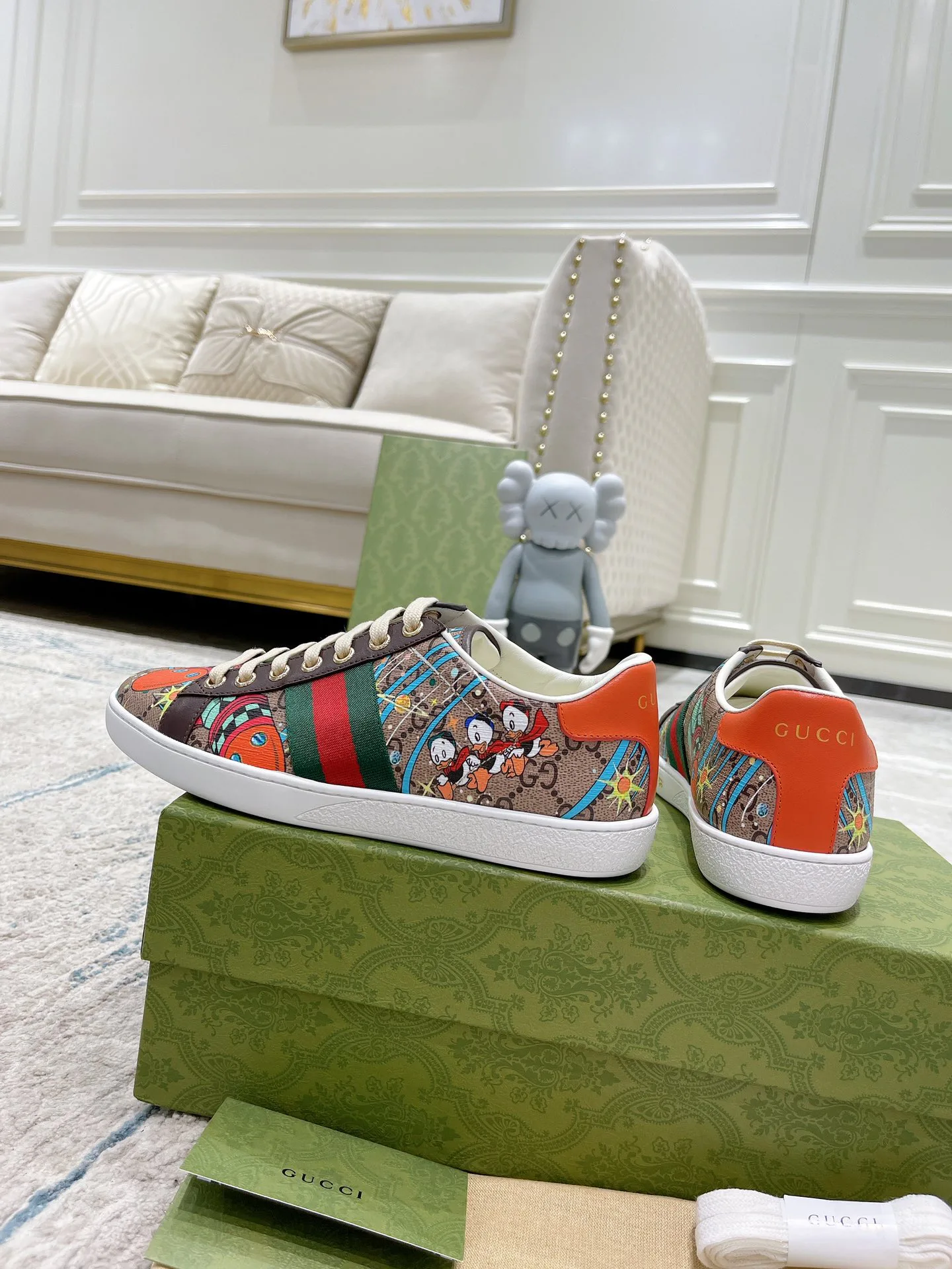 Кроссовки Женские Gucci 17620445