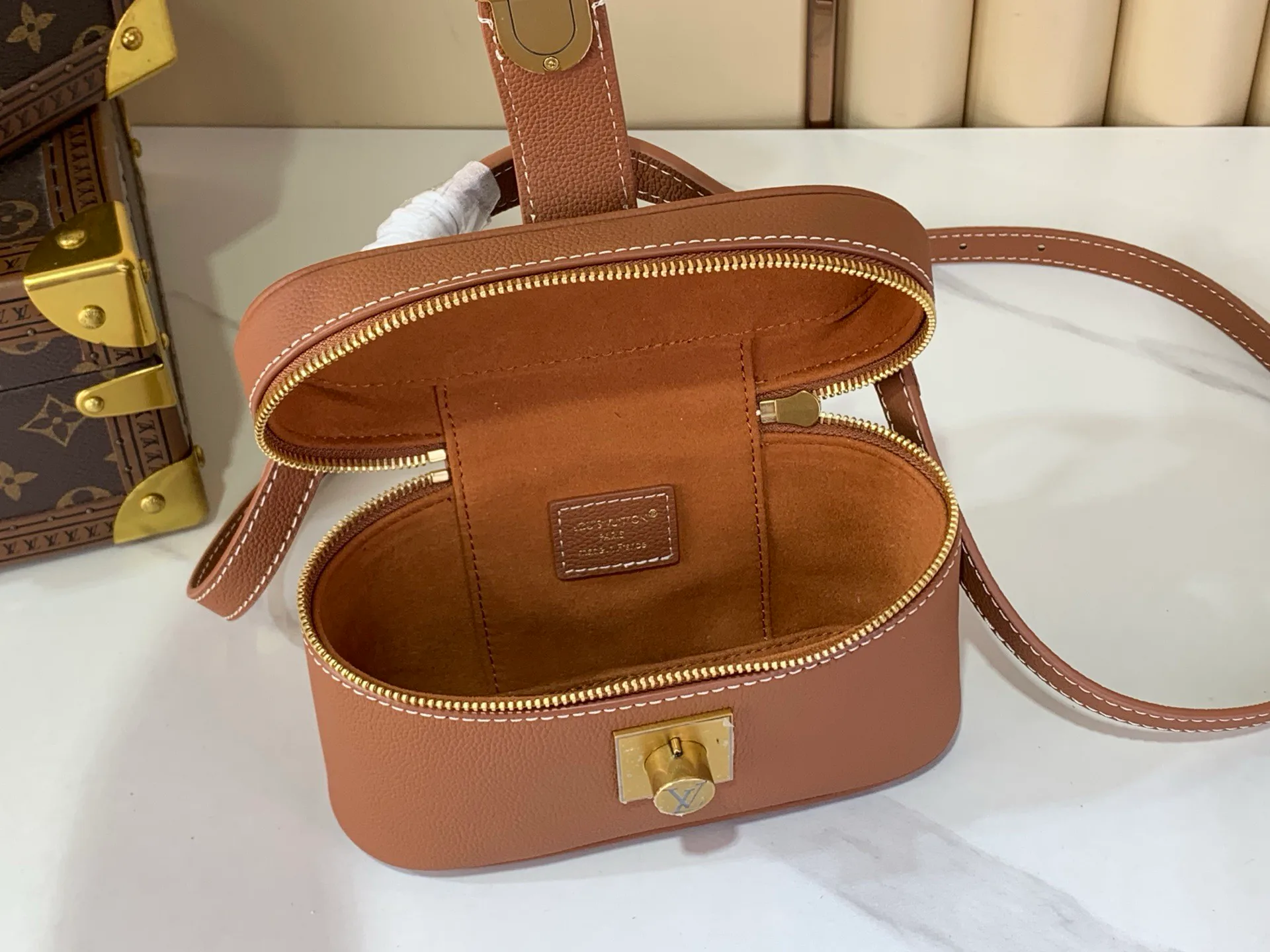 Классические Сумки Женские Louis Vuitton 11934134