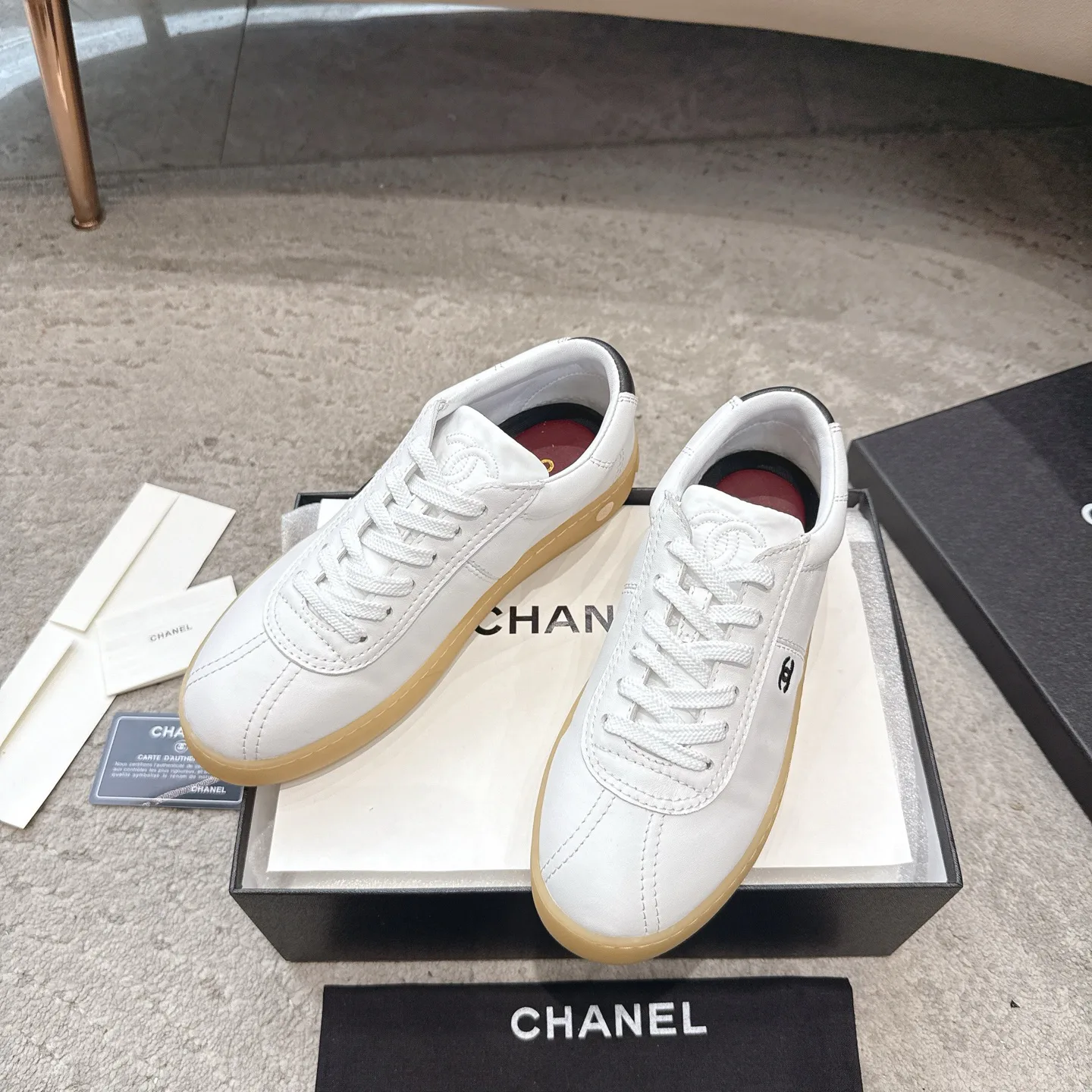 Кроссовки Женские Chanel 13332630