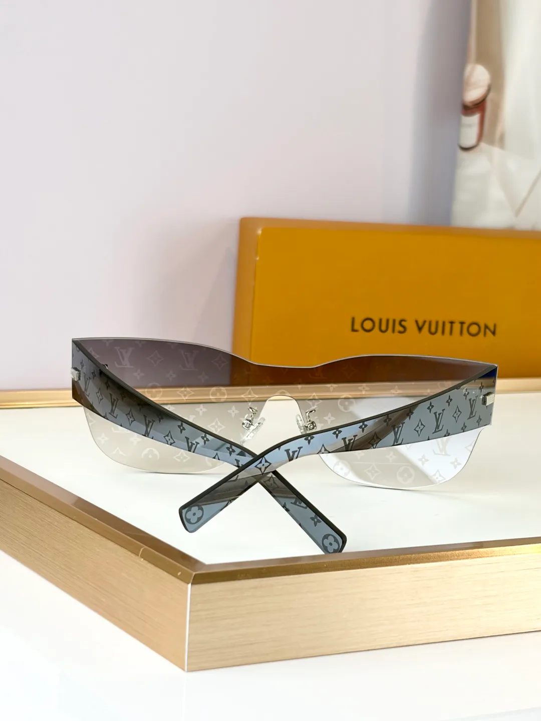 Очки Louis Vuitton 11562194
