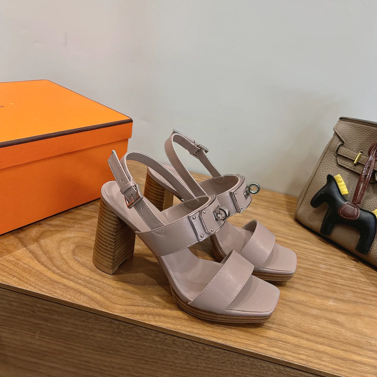 Босоножки Женские Hermes 2959456