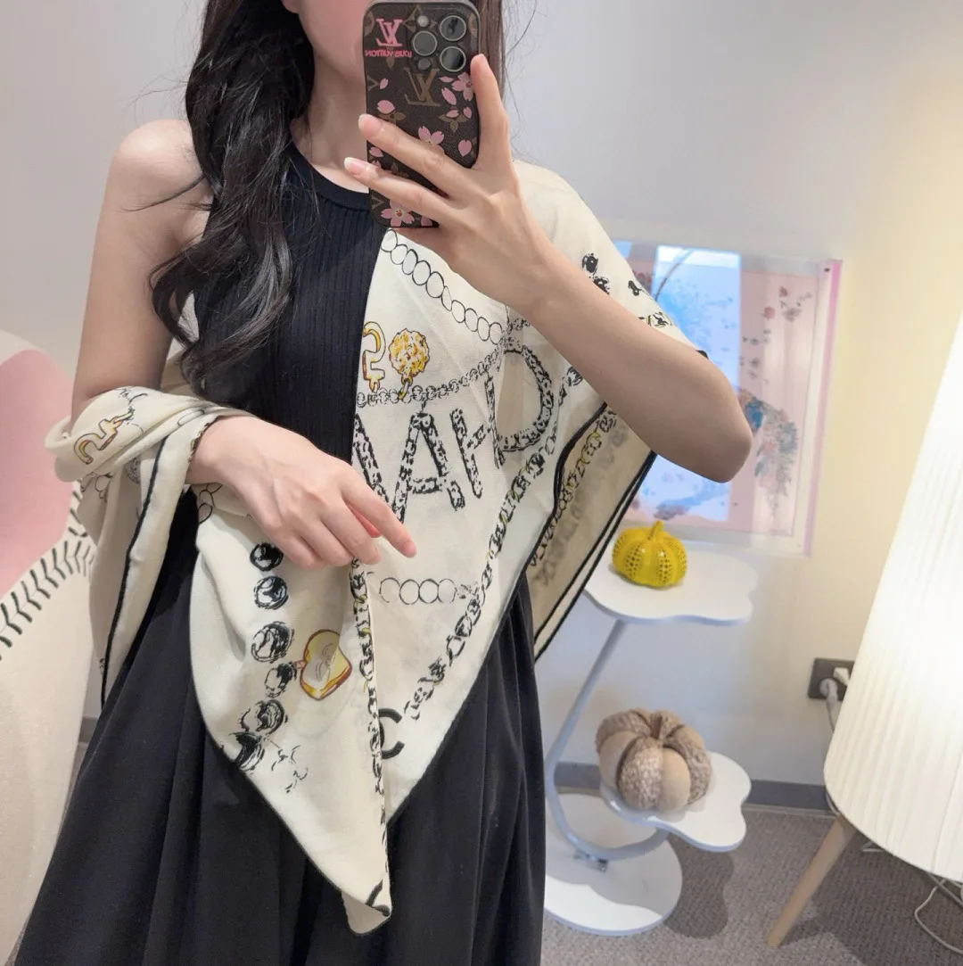 Платки Chanel 1479055