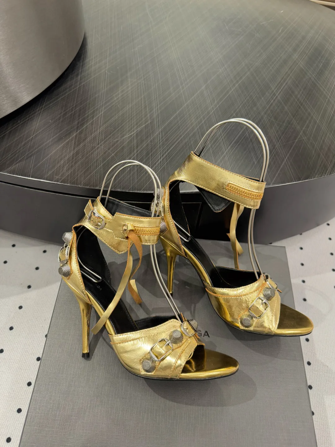 Босоножки Женские Balenciaga 30728