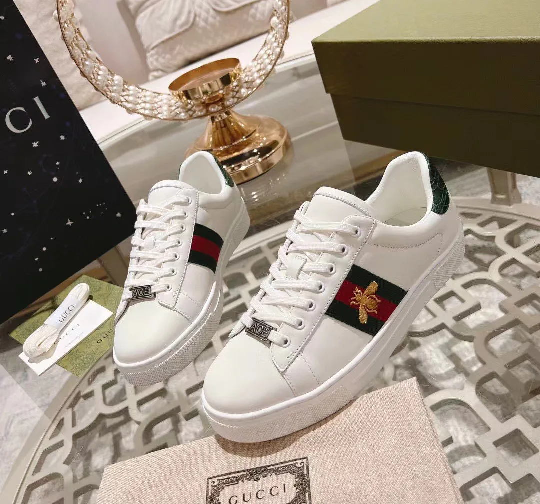 Кроссовки Женские Gucci 19081348