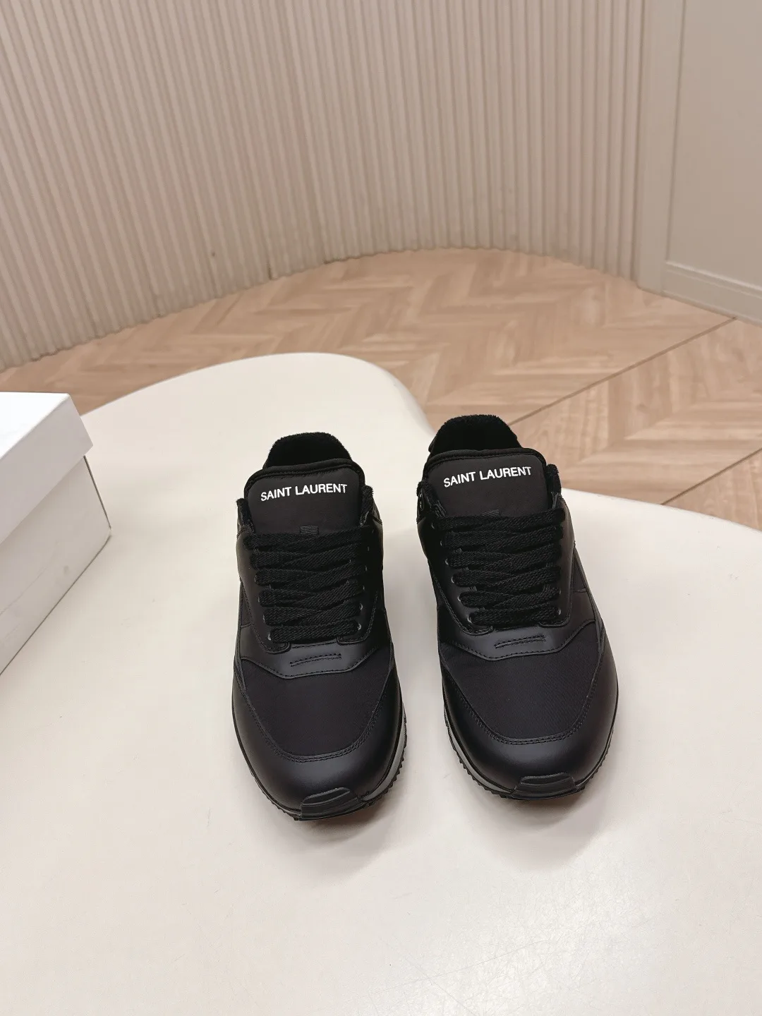 Кроссовки Мужские Saint Laurent 557193