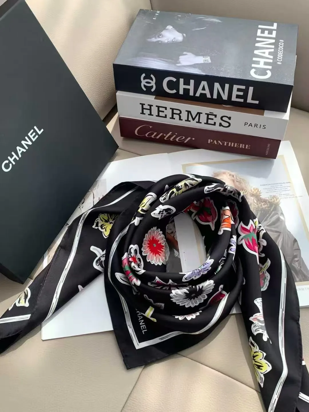 Платки Chanel 18222539