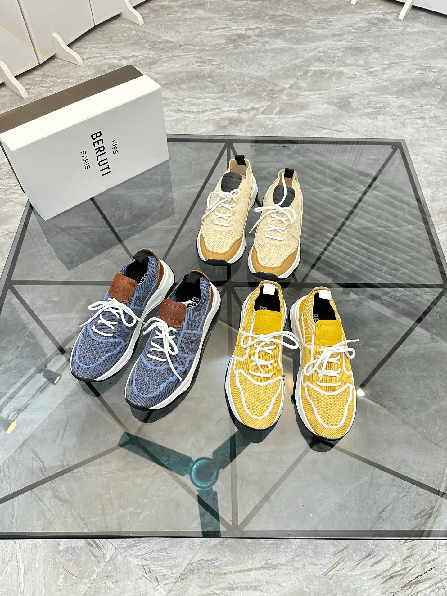 Кроссовки Женские Berluti 462881