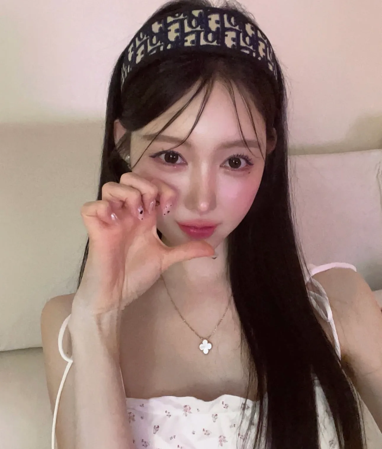 Головные Уборы Christian Dior 11693557