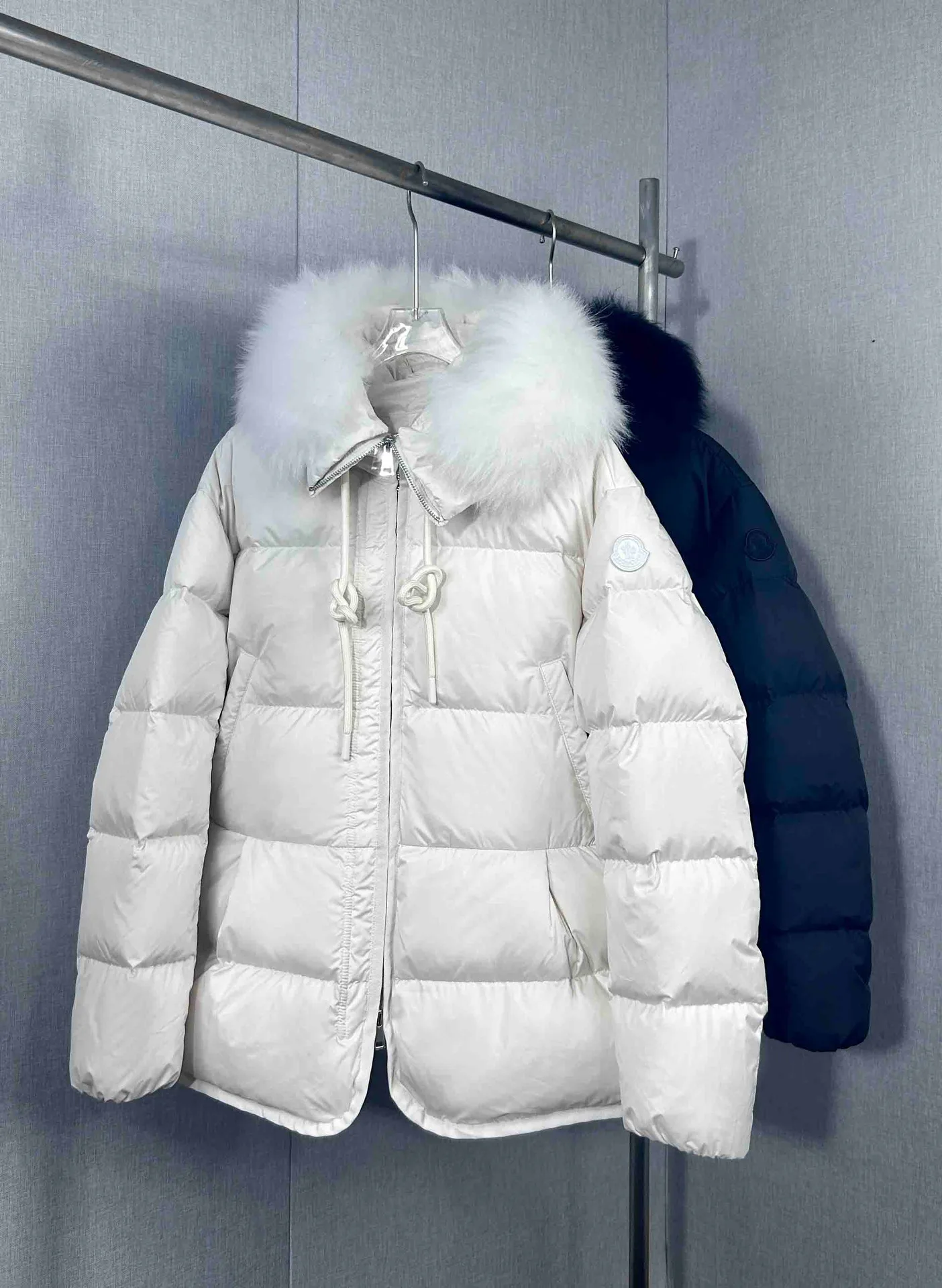 Куртки И Пуховики Женские Moncler 19648624