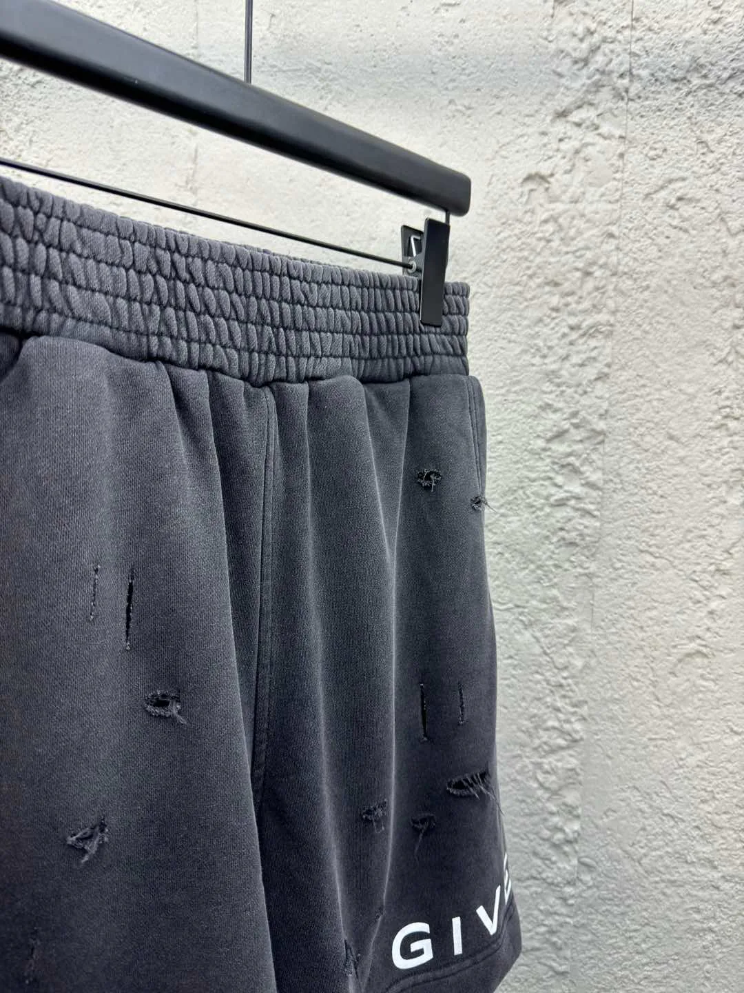 Шорты Женские Givenchy 31391