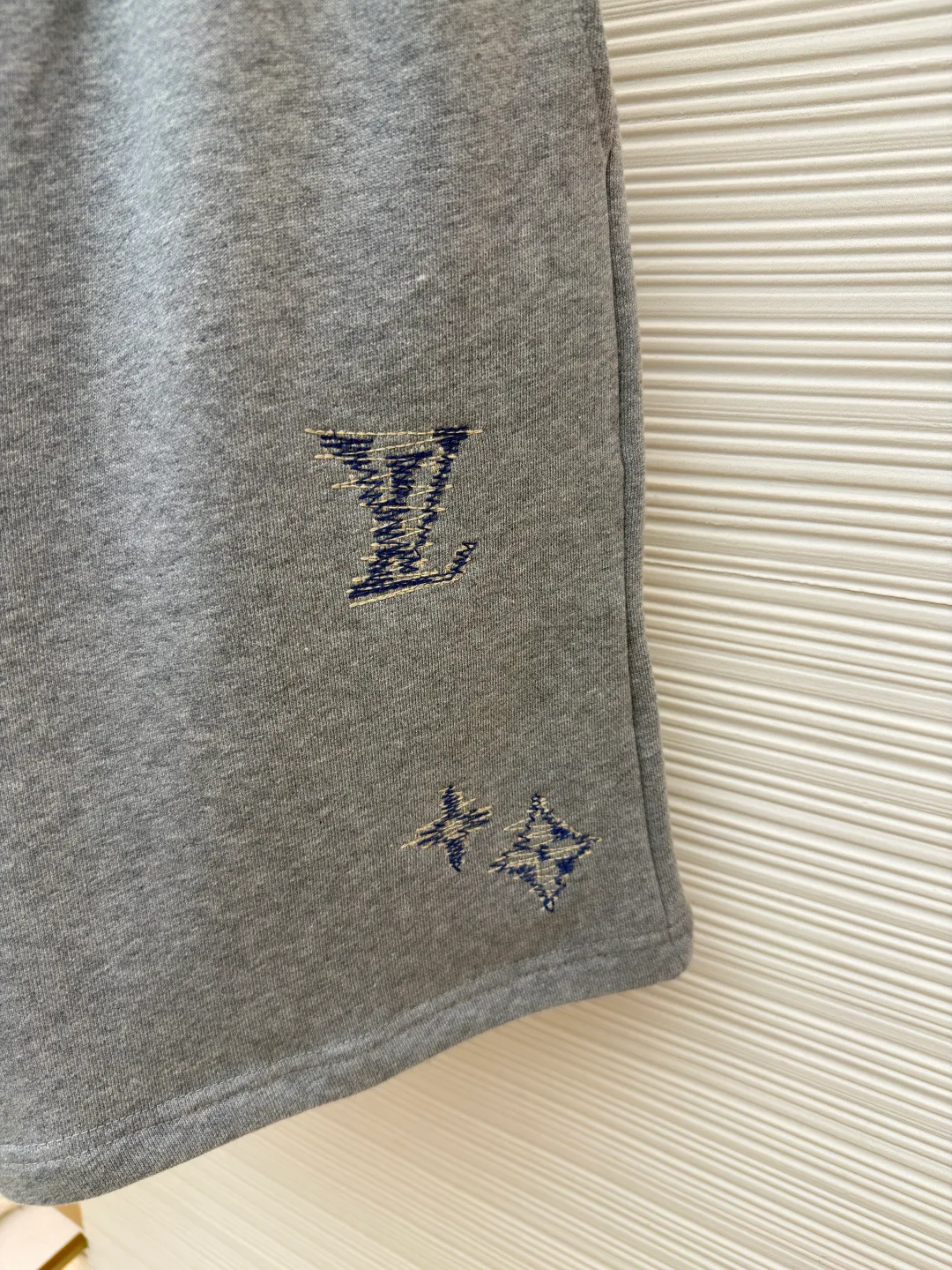 Шорты Мужские Louis Vuitton 17572027