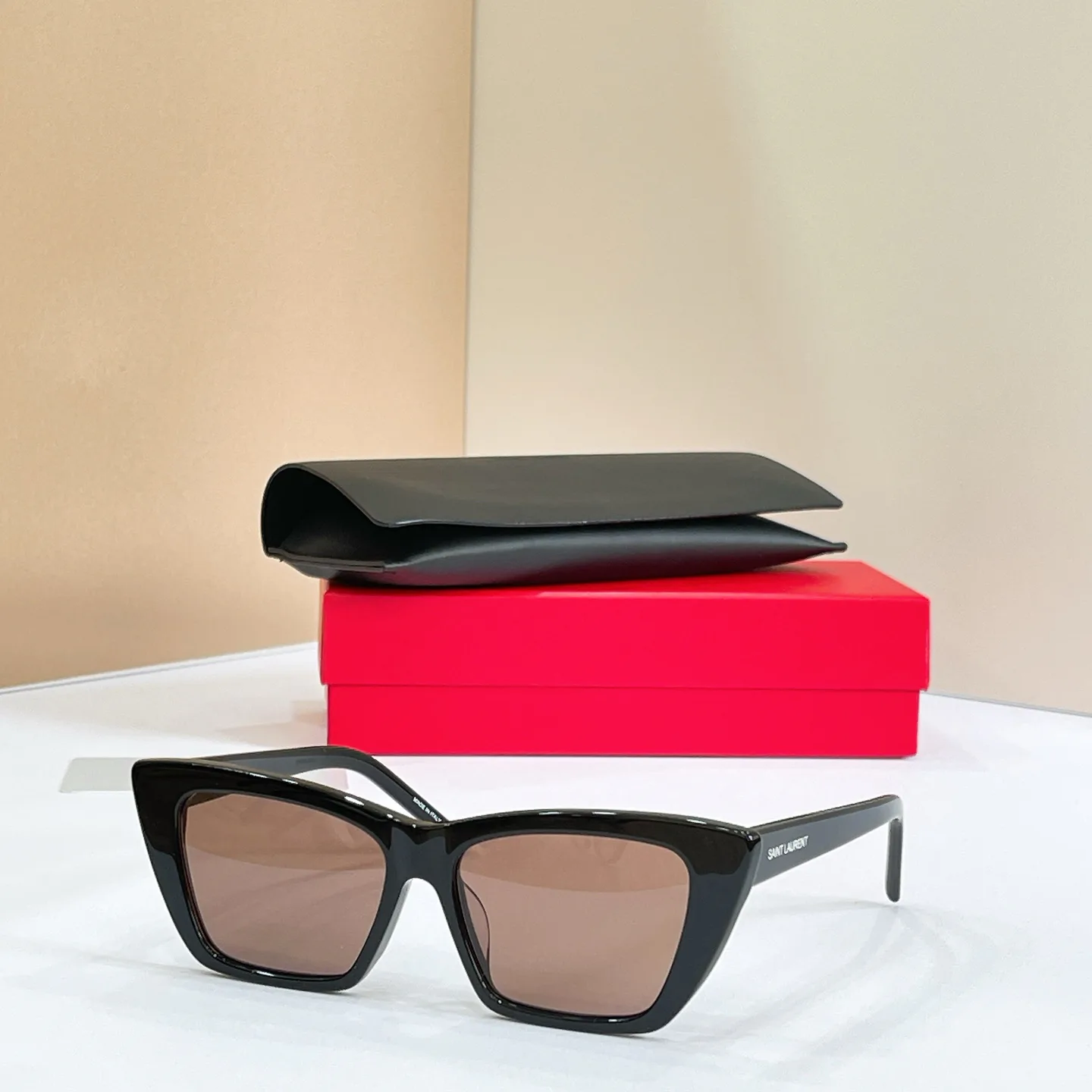 Очки Saint Laurent 17495847