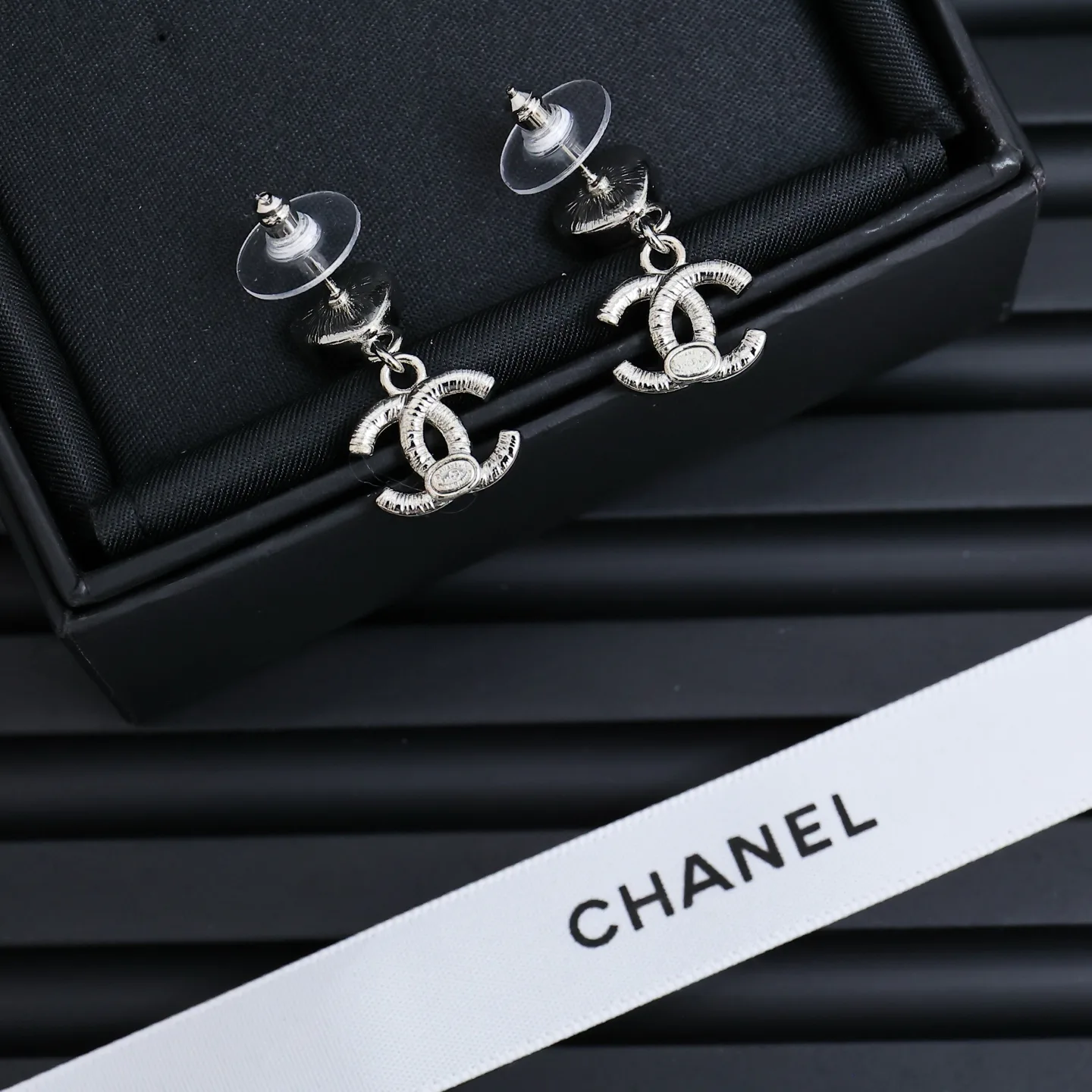 Бижутерия Chanel 18306310