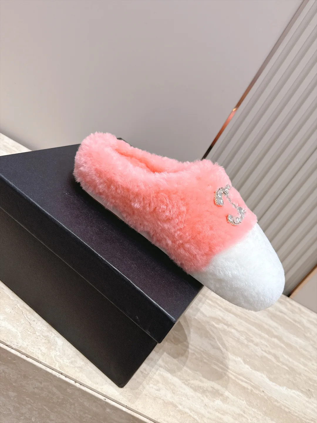 Тапочки Женские Chanel 18427709