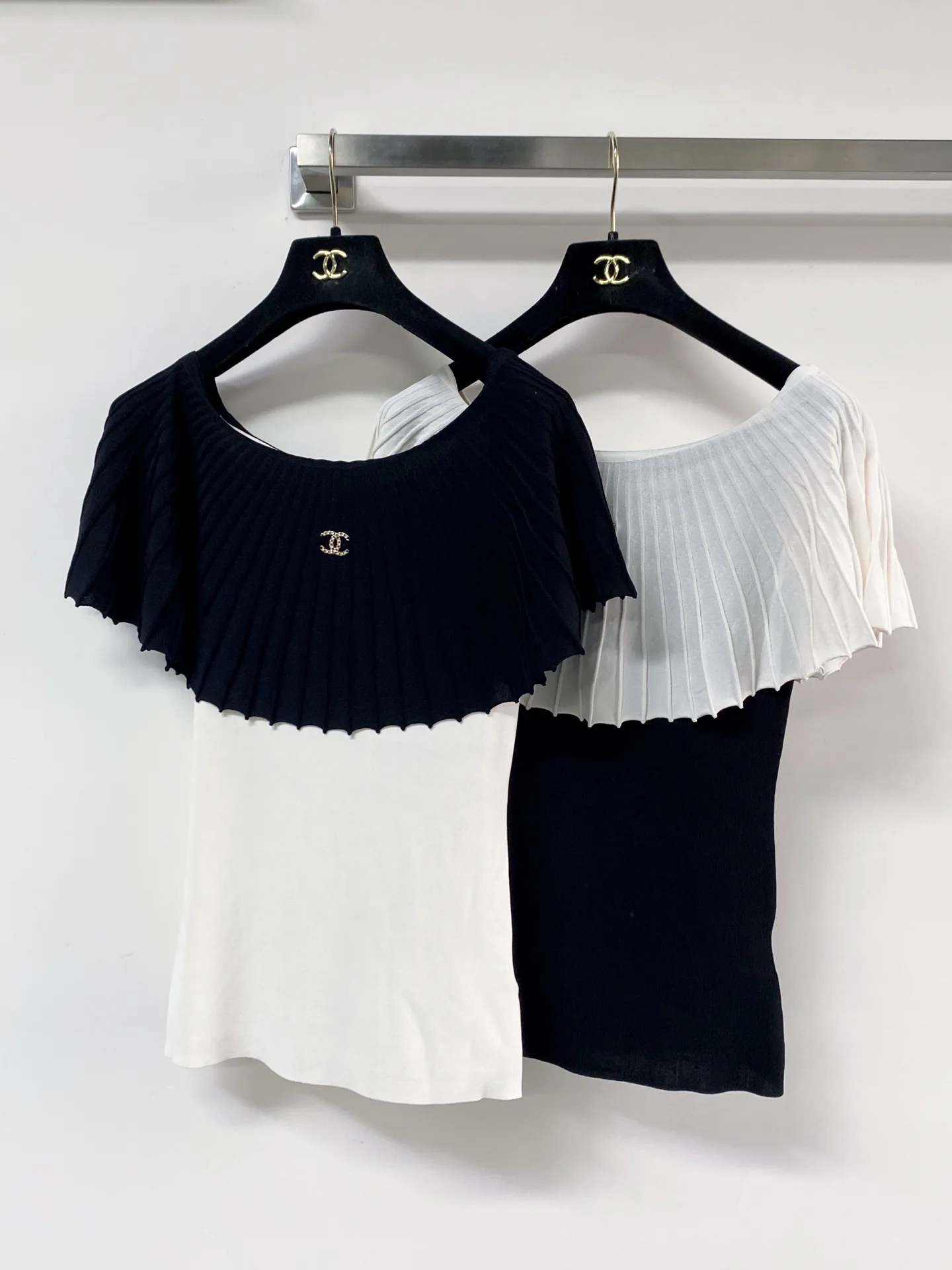 Жилеты Женские Chanel 11511152