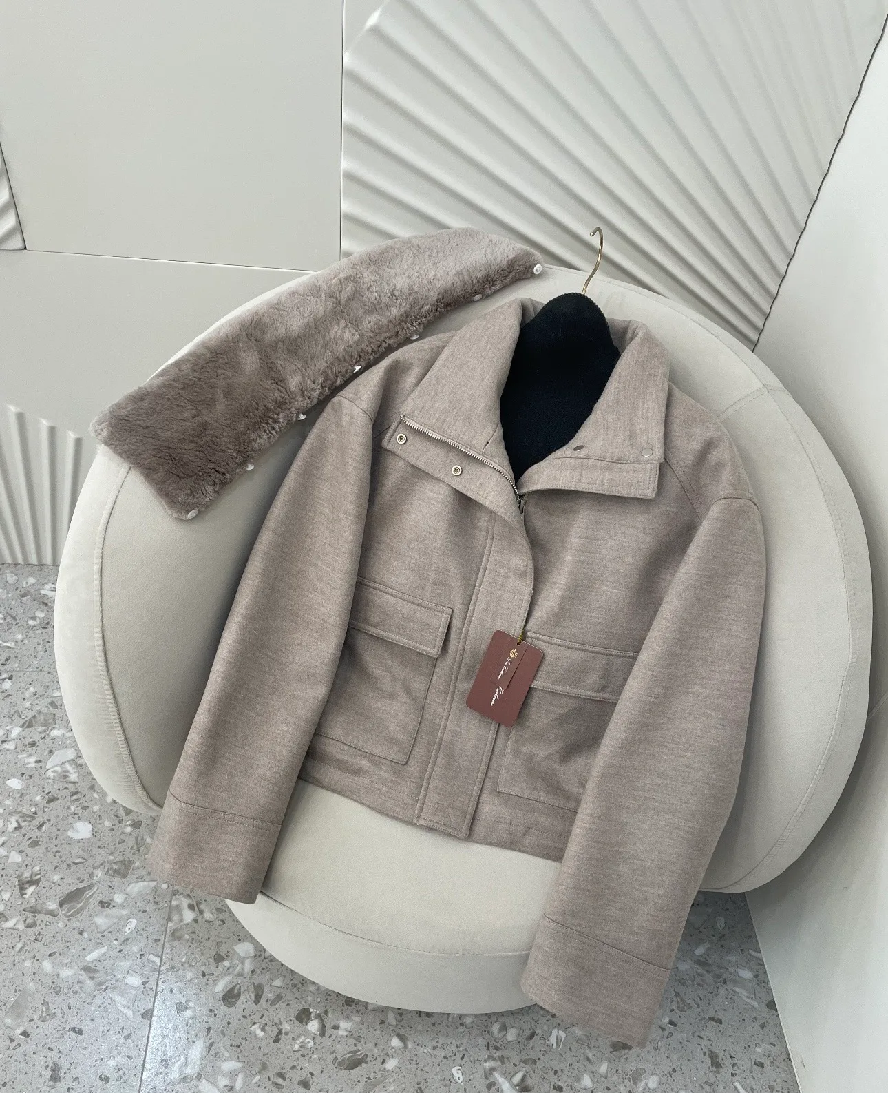 Куртки И Пуховики Женские Loro Piana 18376056