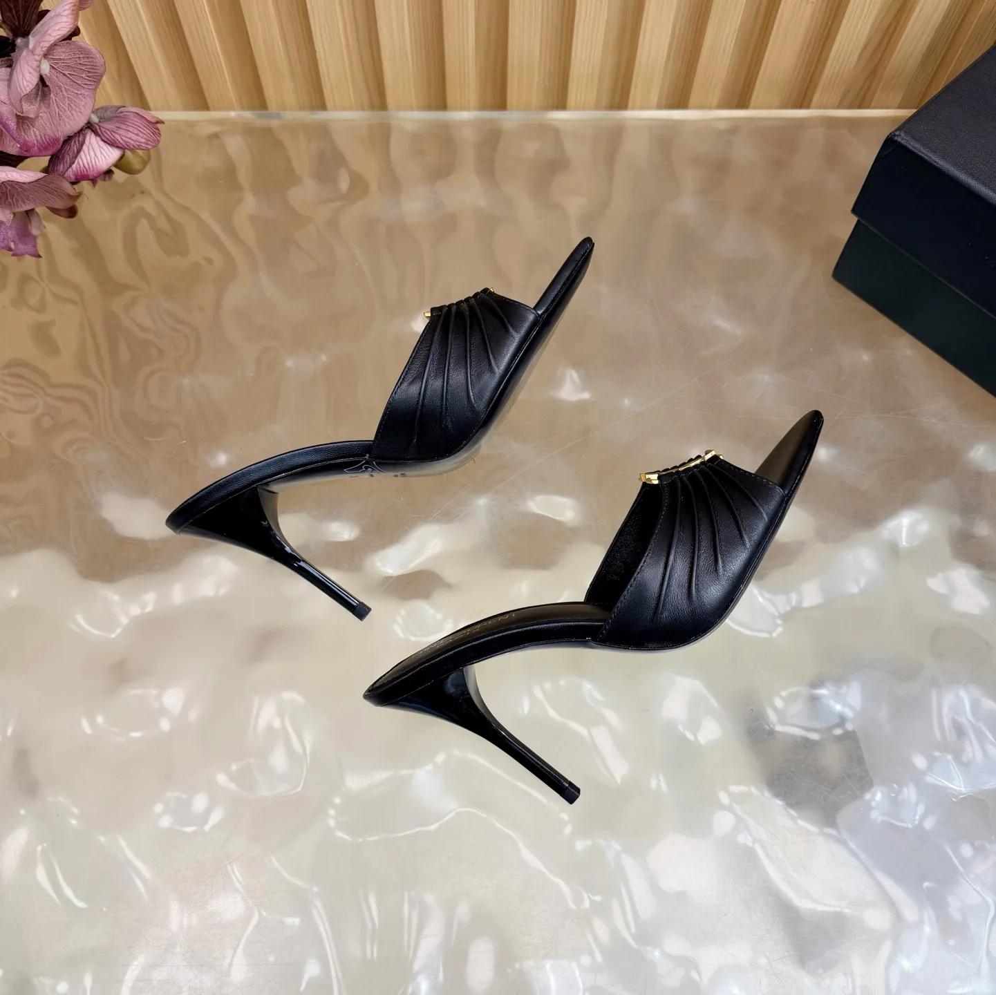 Босоножки Женские Saint Laurent 11705811