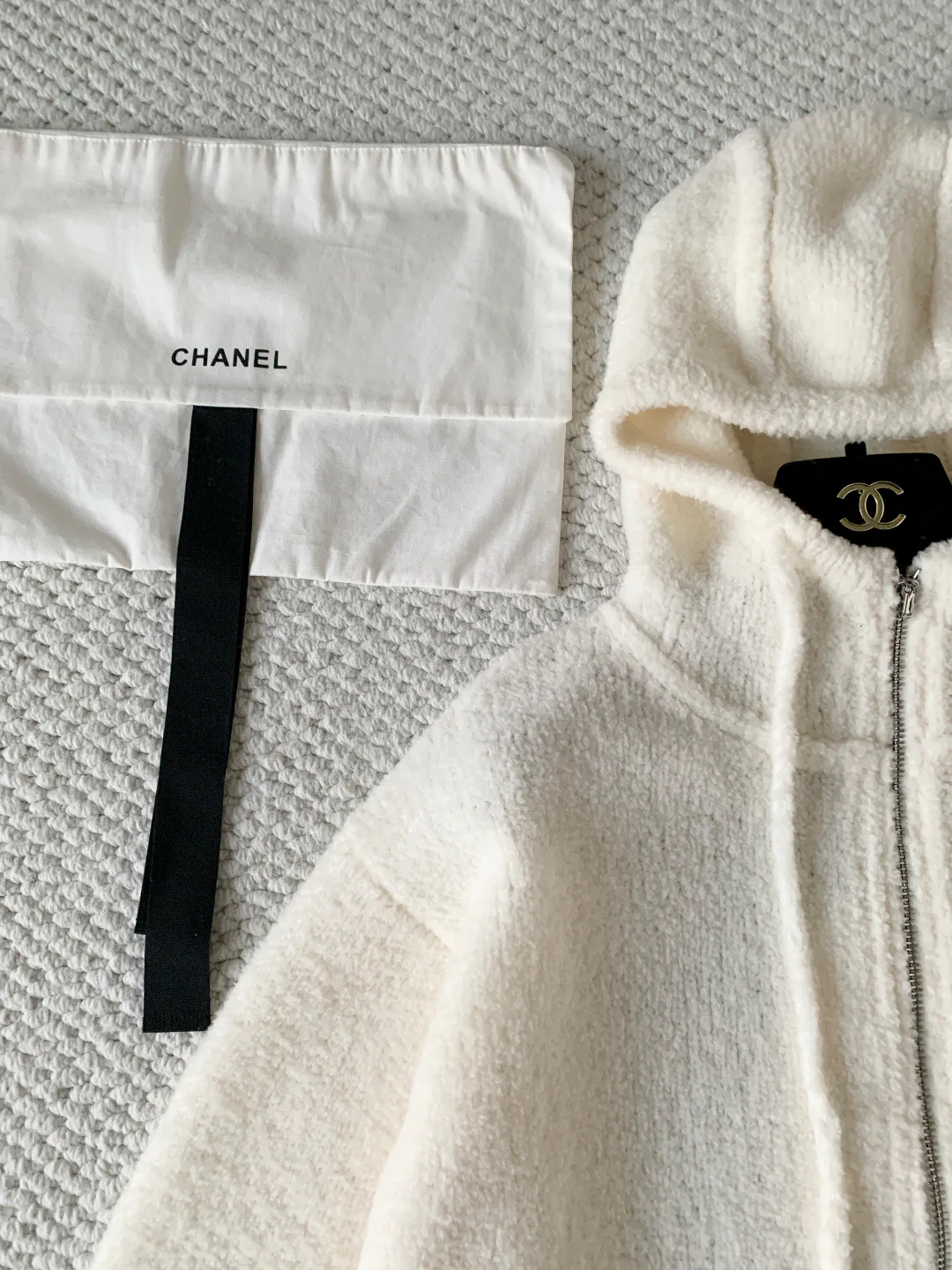 Куртки И Пуховики Женские Chanel 392717