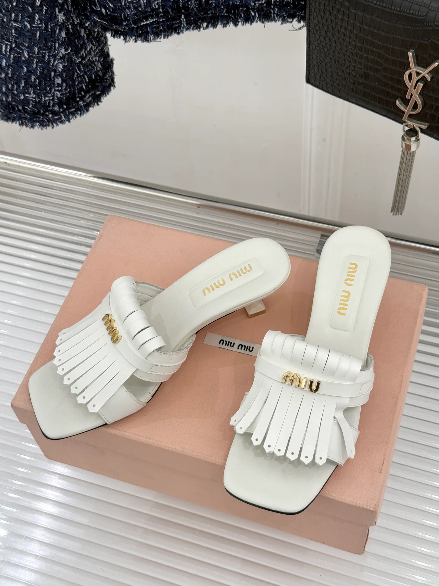 Шлепанцы Женские Miu Miu 11160217