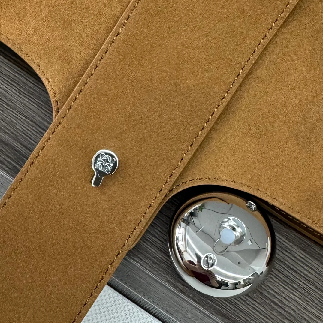 Сумки На Ремне Женские Loewe 1474761