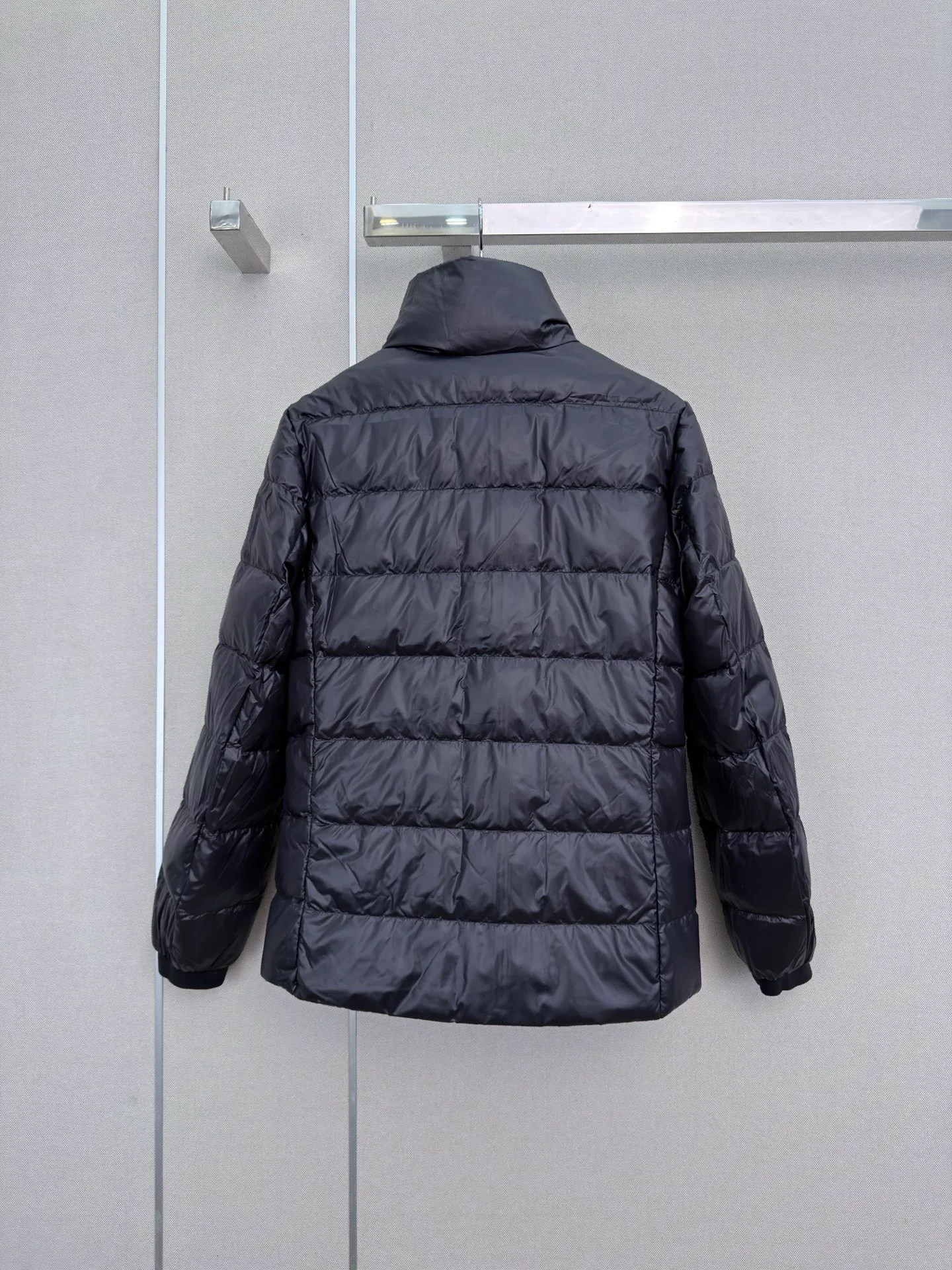 Куртки И Пуховики Женские Moncler 18501656