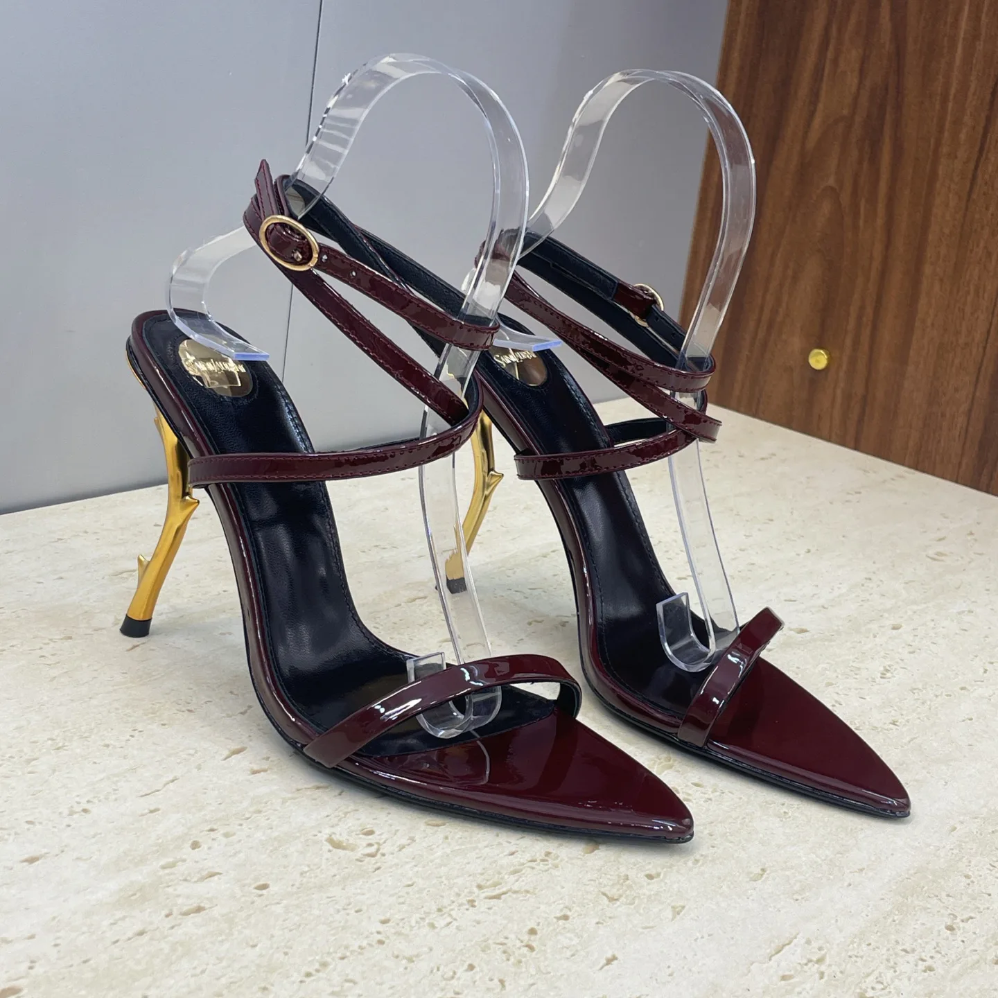 Босоножки Женские Saint Laurent 3009102