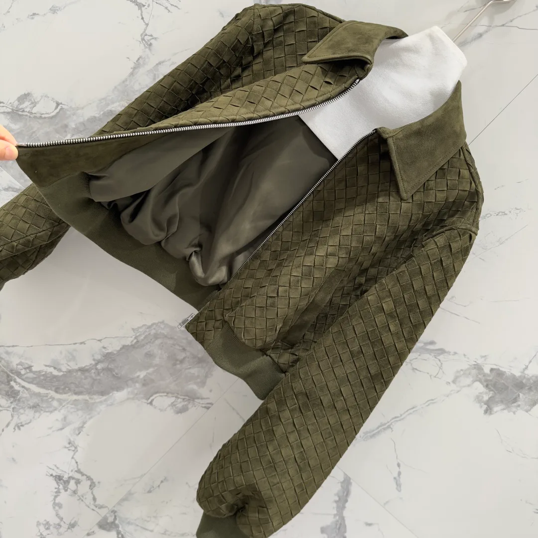 Кожаные Куртки И Дублёнки Женские Bottega Veneta 17283618