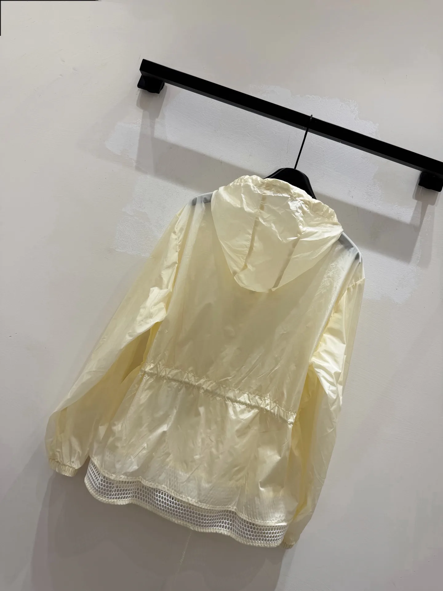 Куртки И Пуховики Женские Moncler 13374289