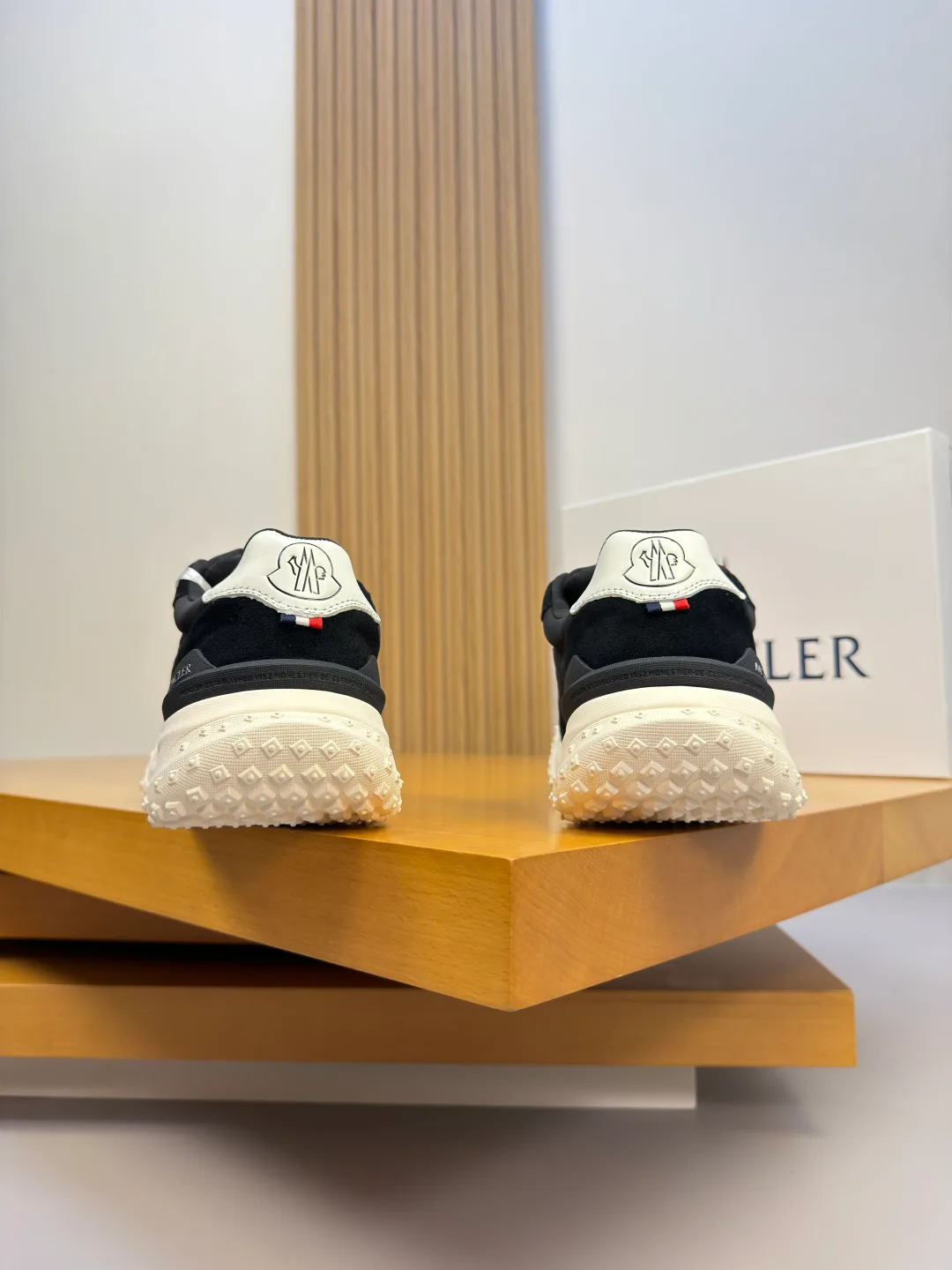 Кроссовки Мужские Moncler 19116758