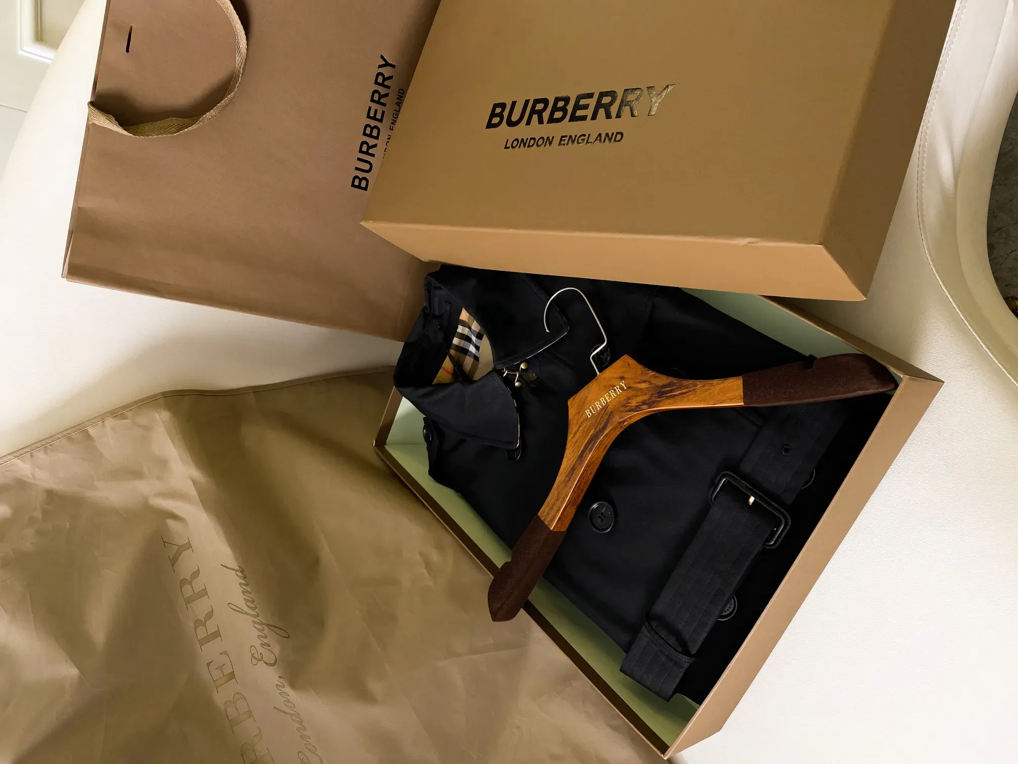 Куртки Женские Burberry Куртки Женские Burberry