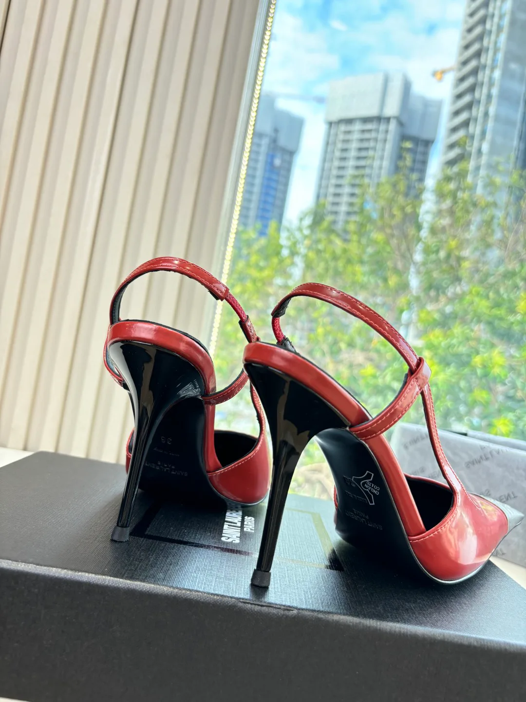 Туфли Женские Saint Laurent 199614