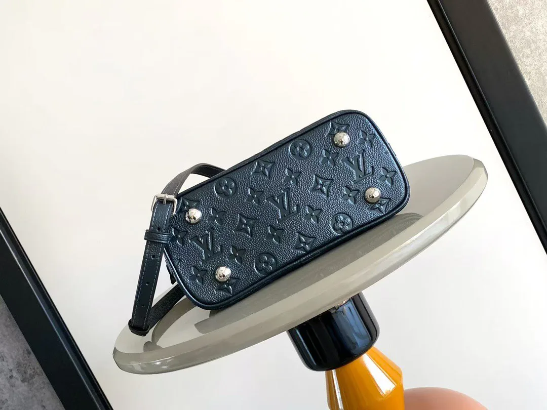 Классические Сумки Женские Louis Vuitton 13133130