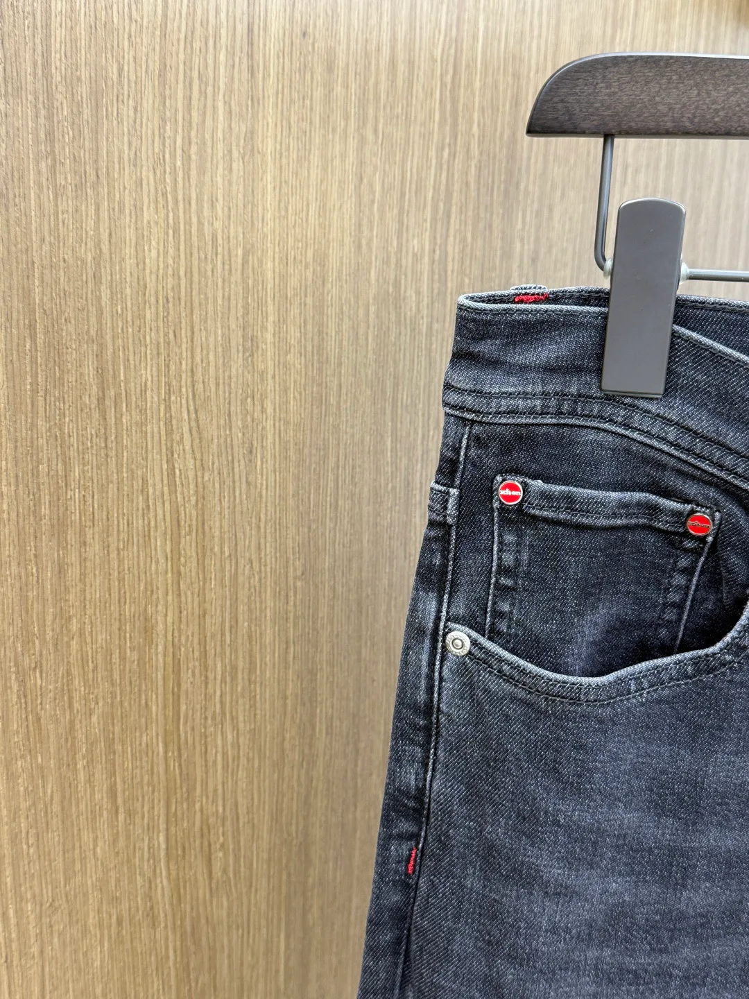 Джинсы Женские Kiton 12821719