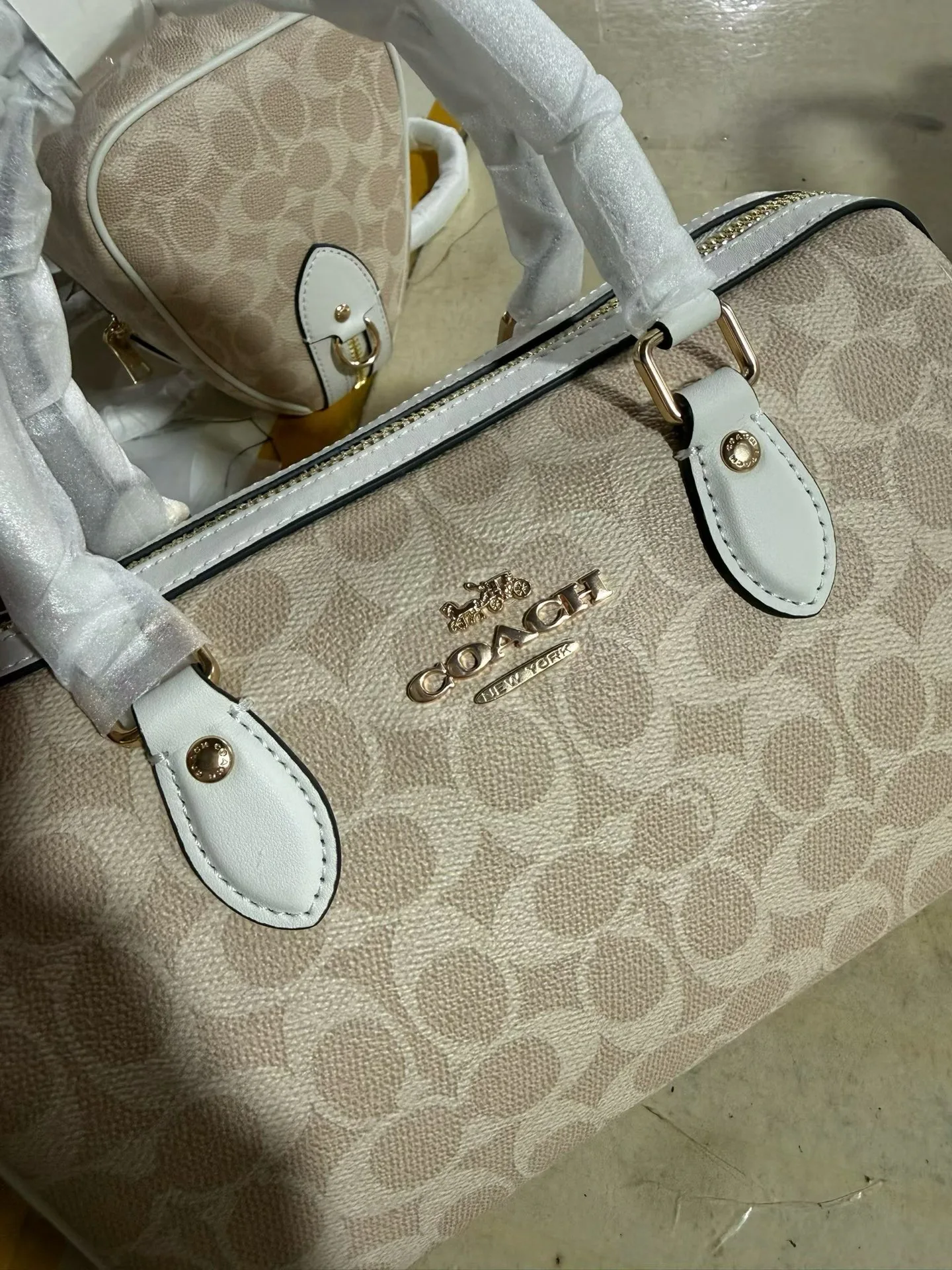 Классические Сумки Женские Coach 11603659