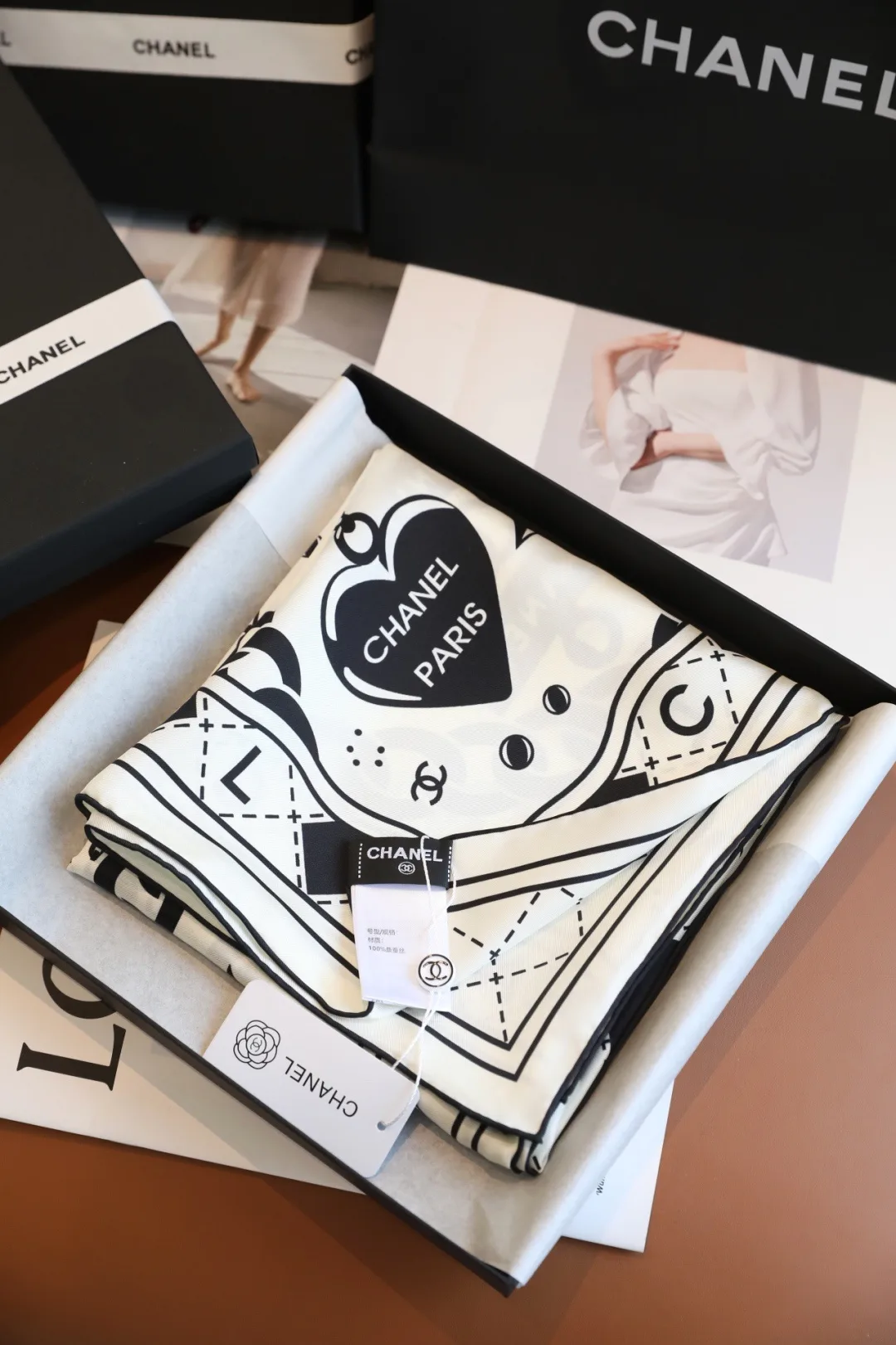 Платки Chanel 4775400
