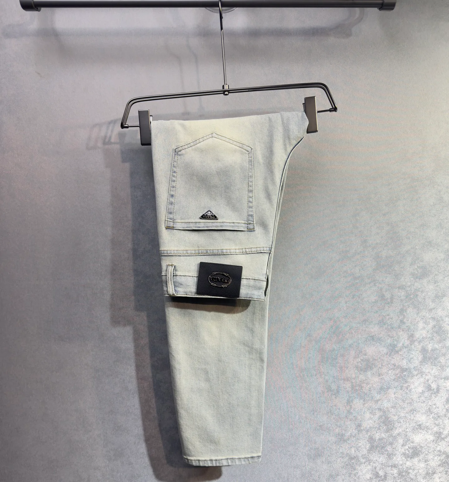 Джинсы Мужские Prada 18098374