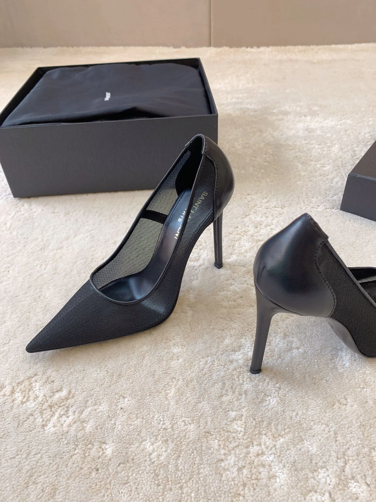 Туфли Женские Saint Laurent 4348416