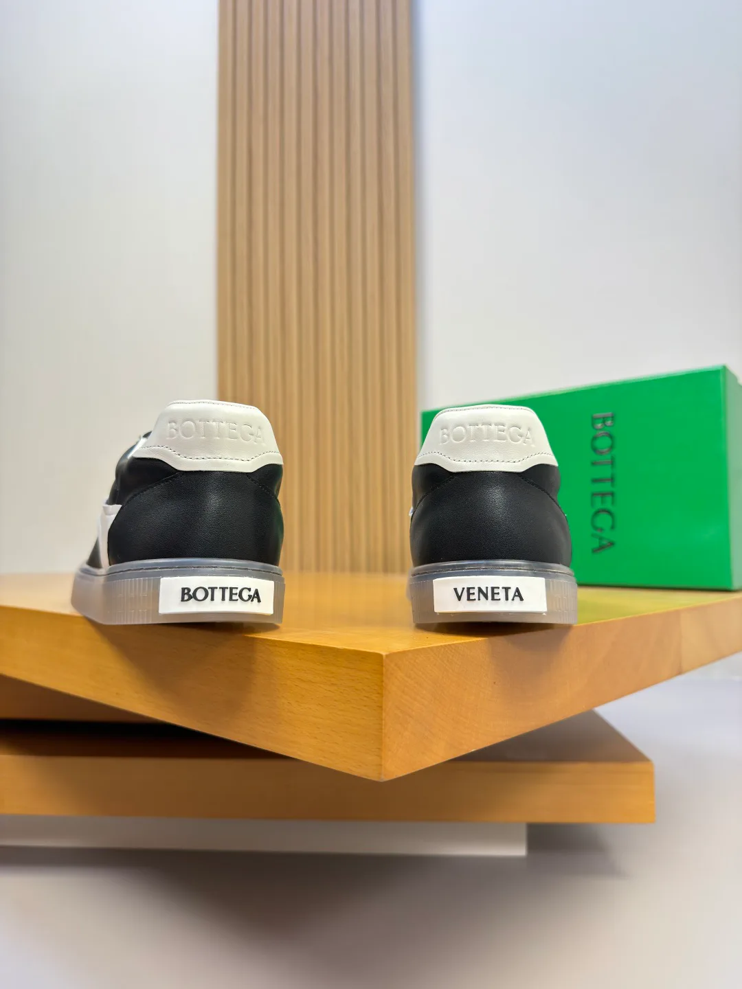 Кроссовки Мужские Bottega Veneta 18744078