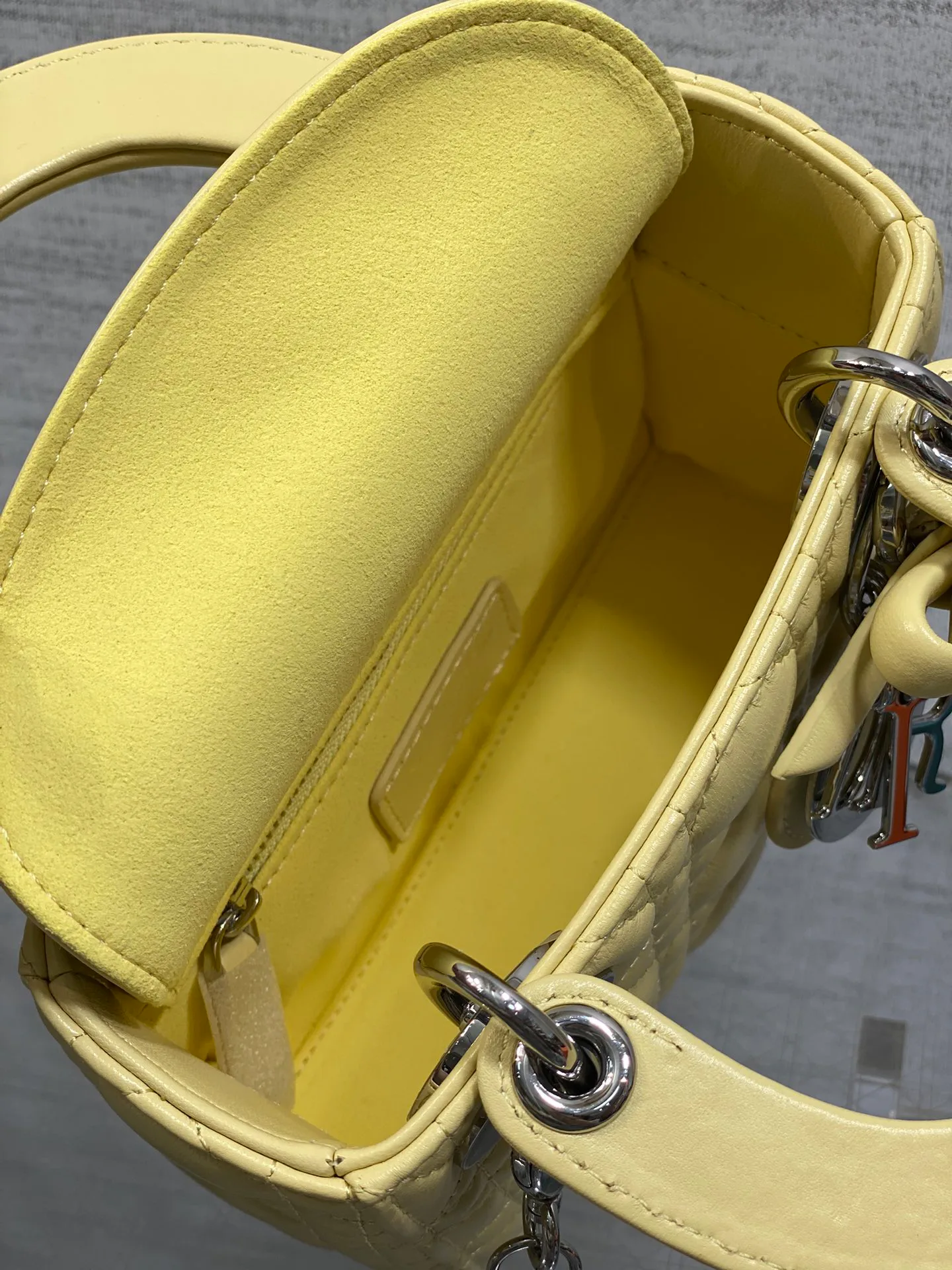 Классические Сумки Женские Christian Dior 17601483