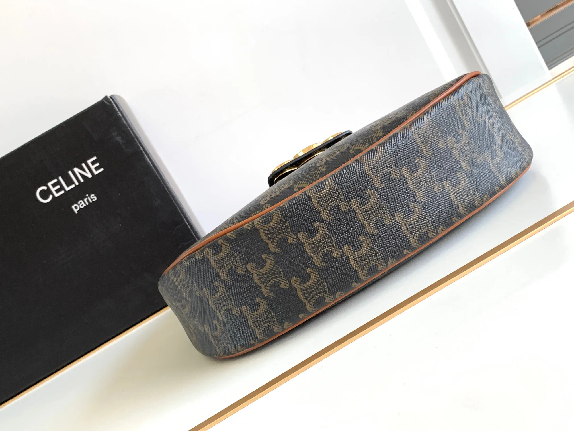 Классические Сумки Женские Celine 11488669
