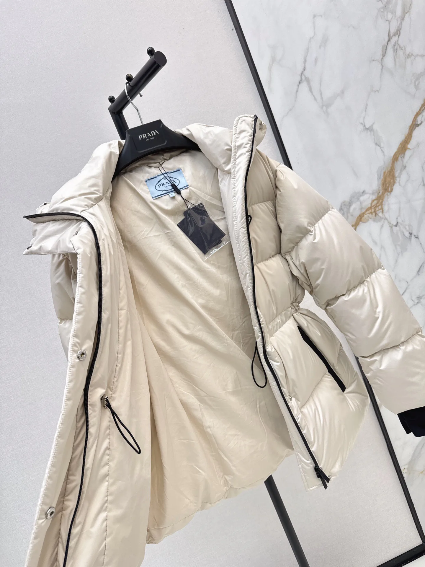 Куртки И Пуховики Женские Prada 18814808