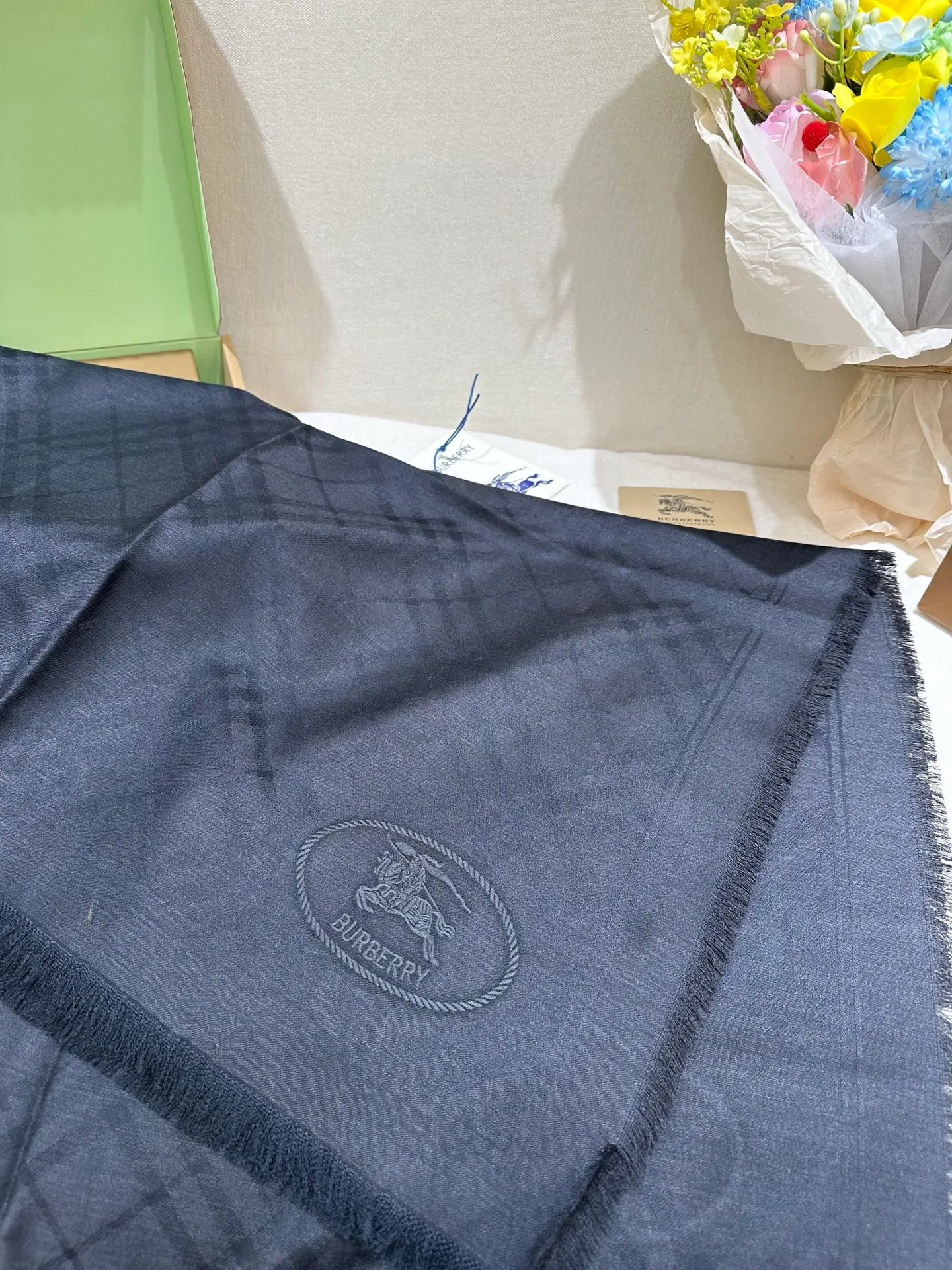 Шарфы Burberry 17916814