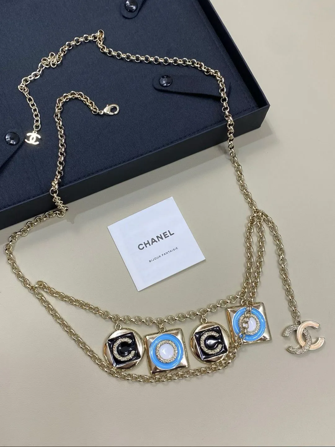 Бижутерия Chanel 817698