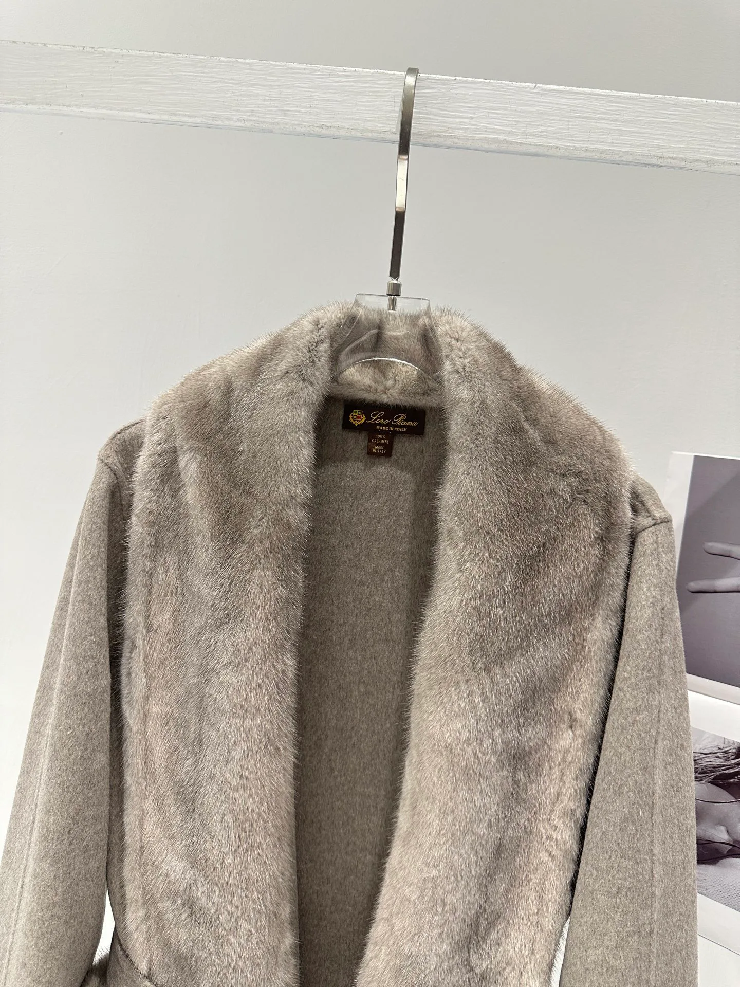 Пальто Женские Loro Piana 18082923